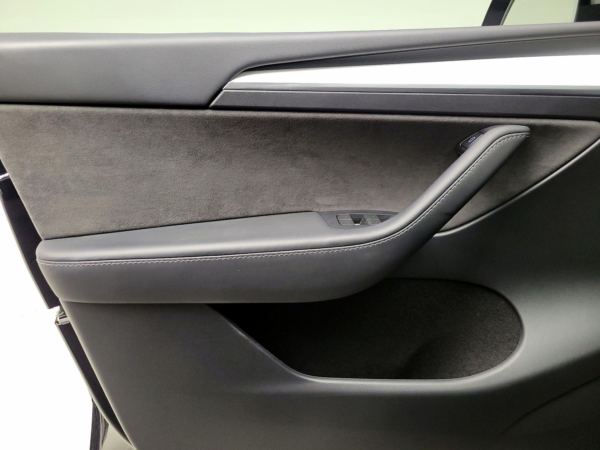 Thumbnail: 2024 Tesla Model Y - 12