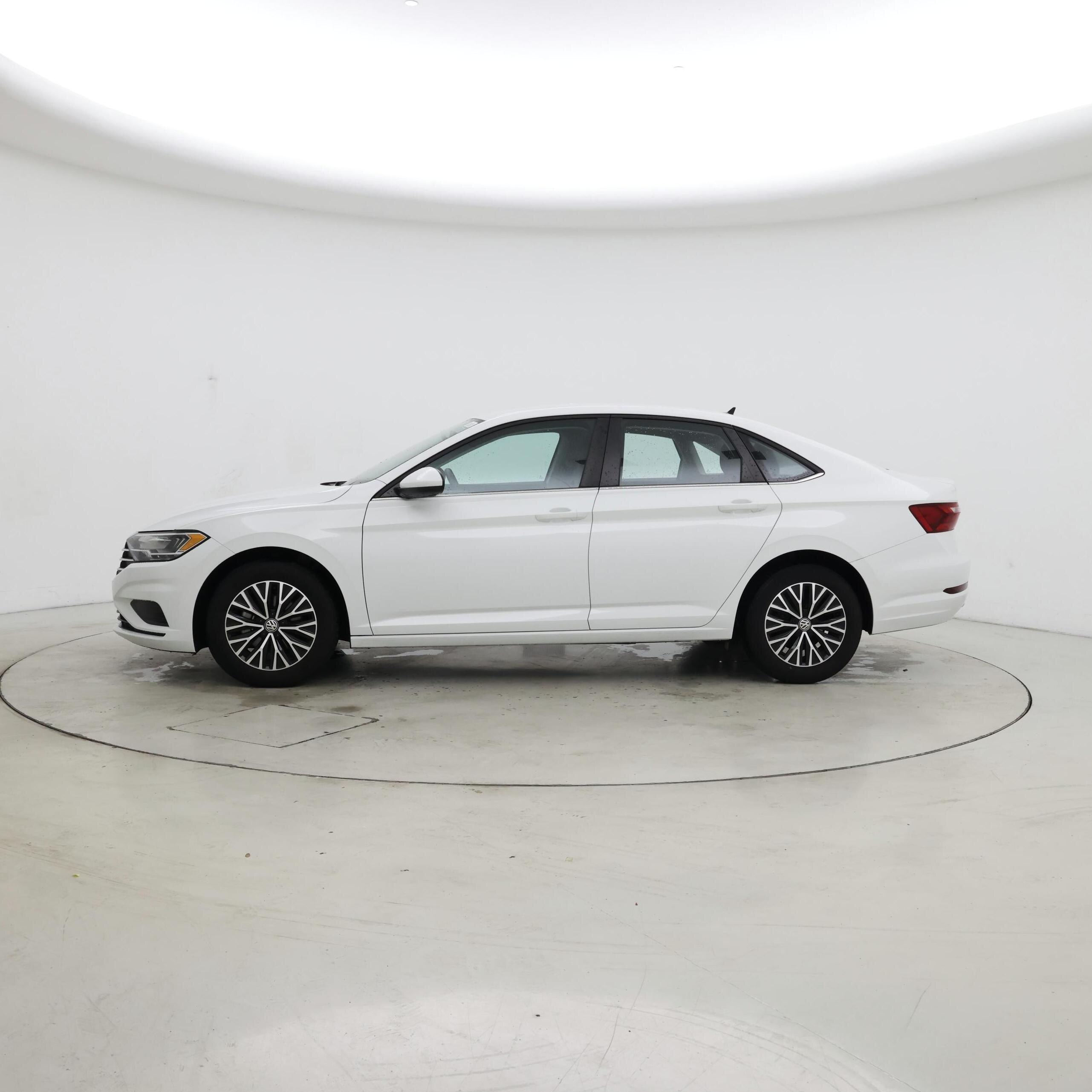 Thumbnail: 2021 Volkswagen Jetta - 3