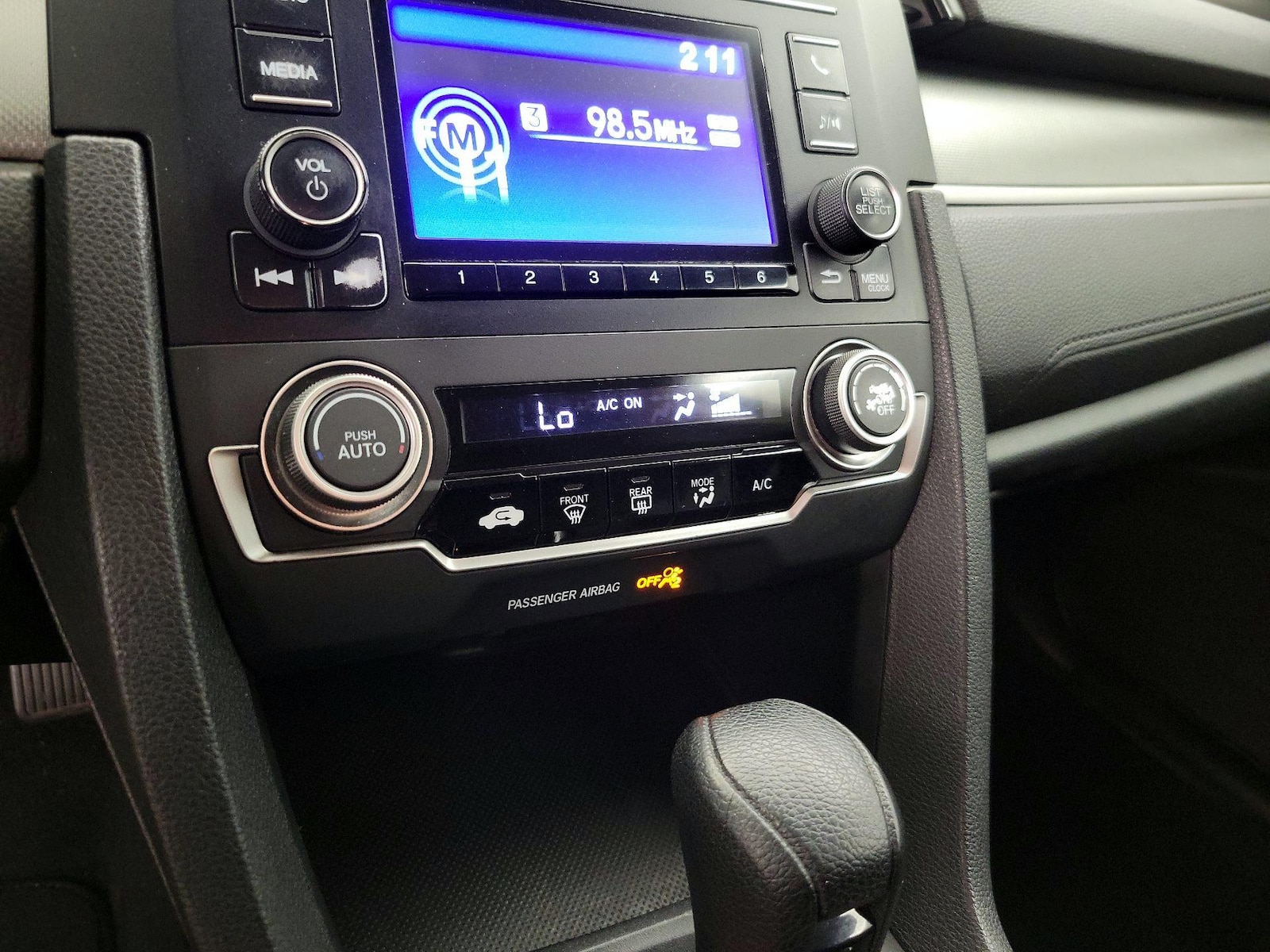 2017 Honda Civic LX - Photo 17