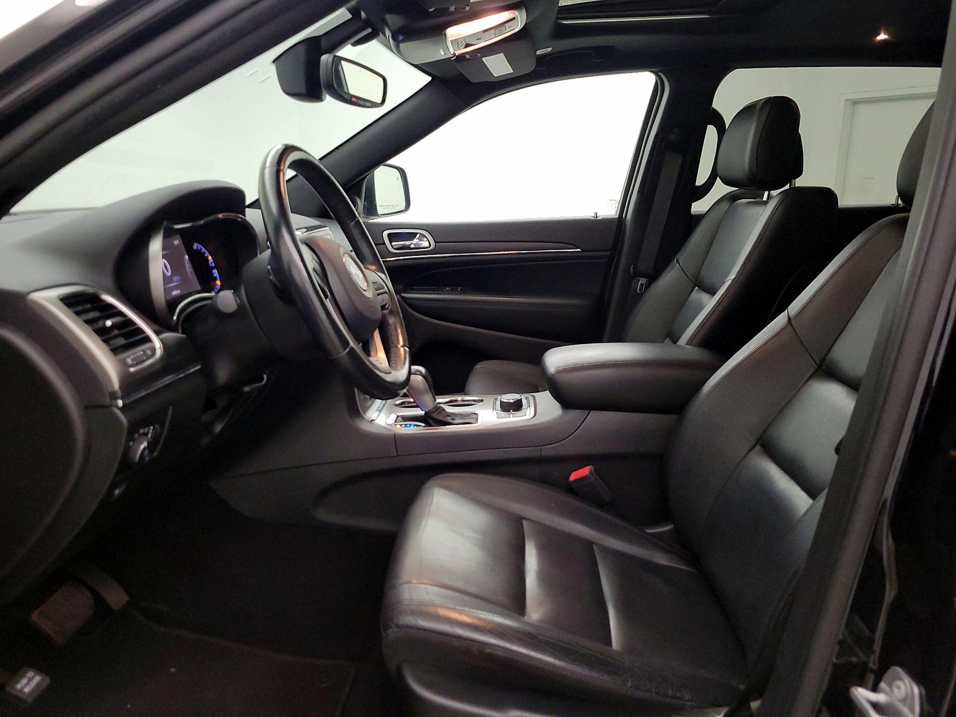 Thumbnail: 2021 Jeep Grand Cherokee - 11