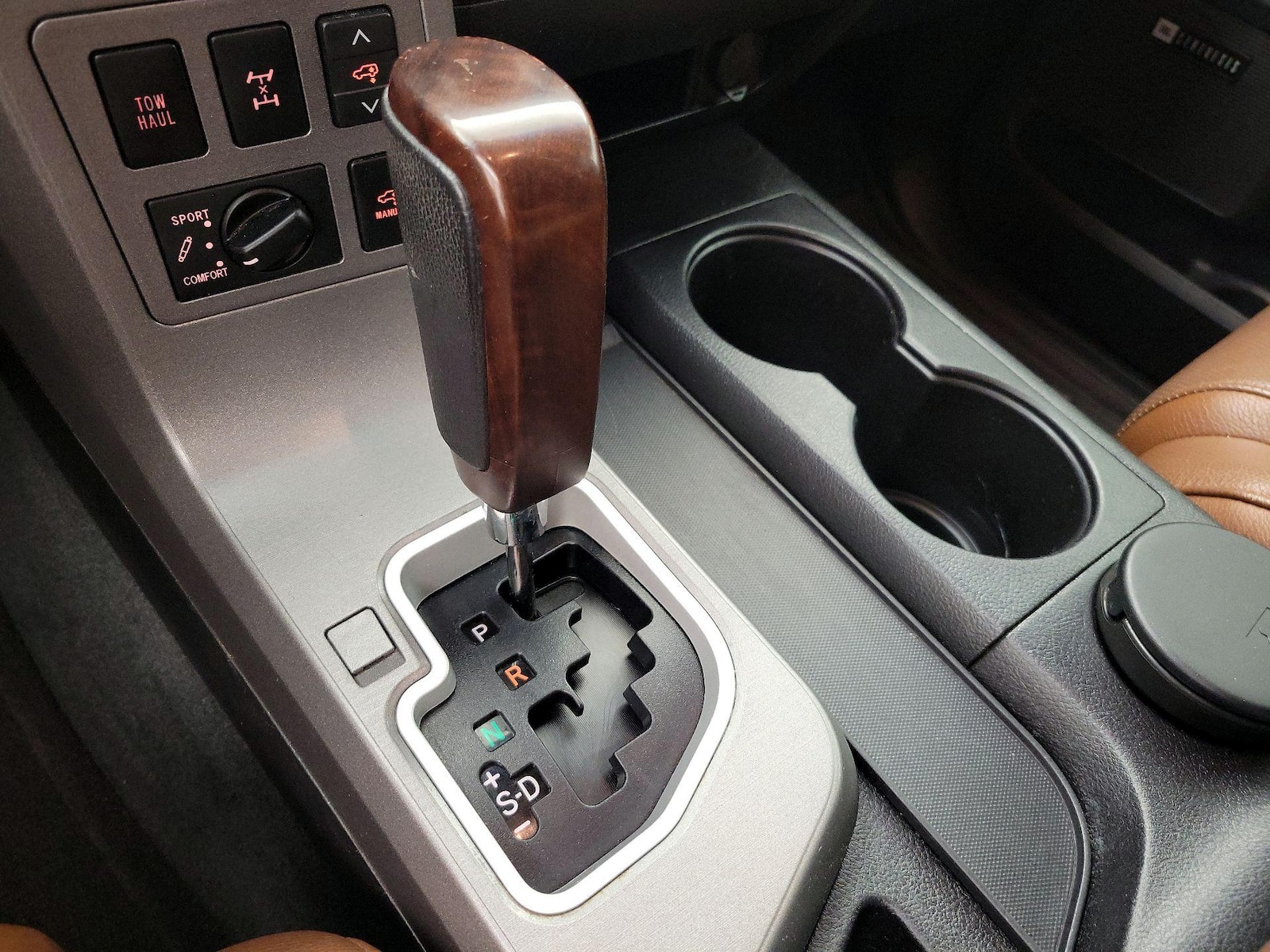 2016 Toyota Sequoia Platinum - Photo 19