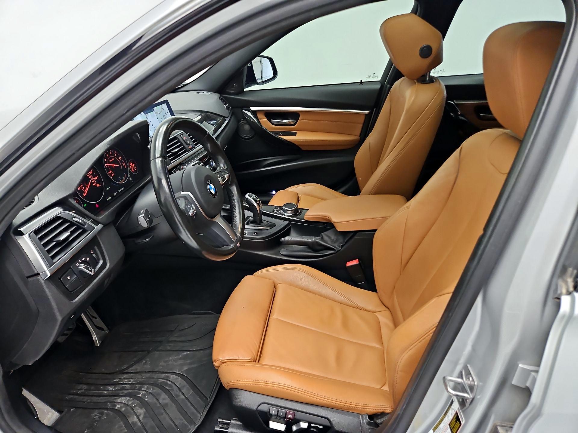 Thumbnail: 2018 BMW 3 Series - 11