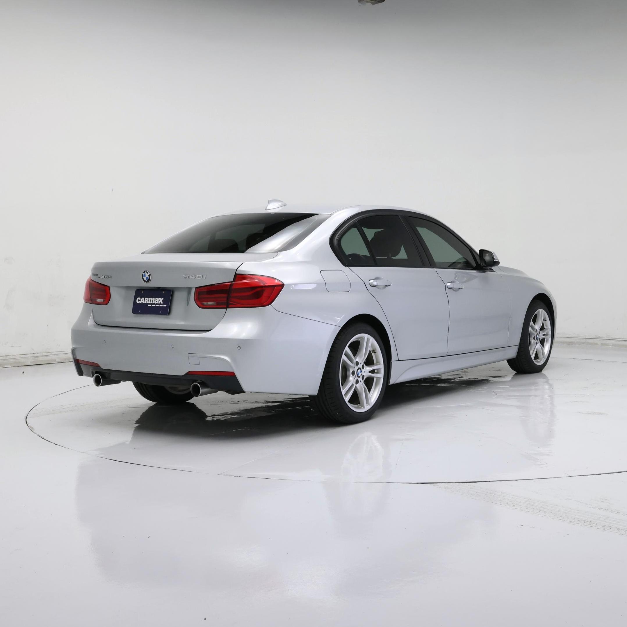 Thumbnail: 2018 BMW 3 Series - 8