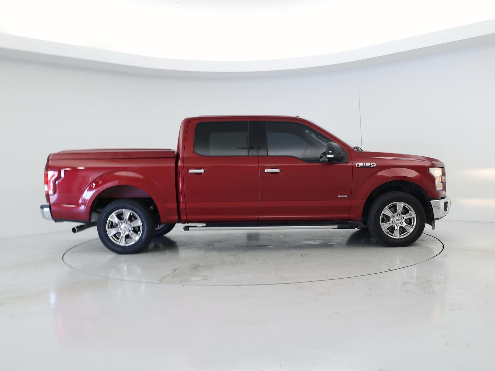 2015 Ford F-150 XLT - Photo 8