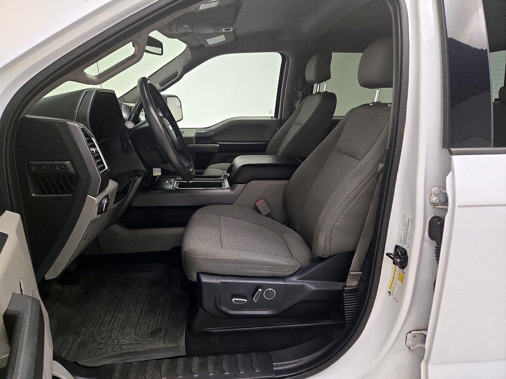 Thumbnail: 2016 Ford F-150 - 11
