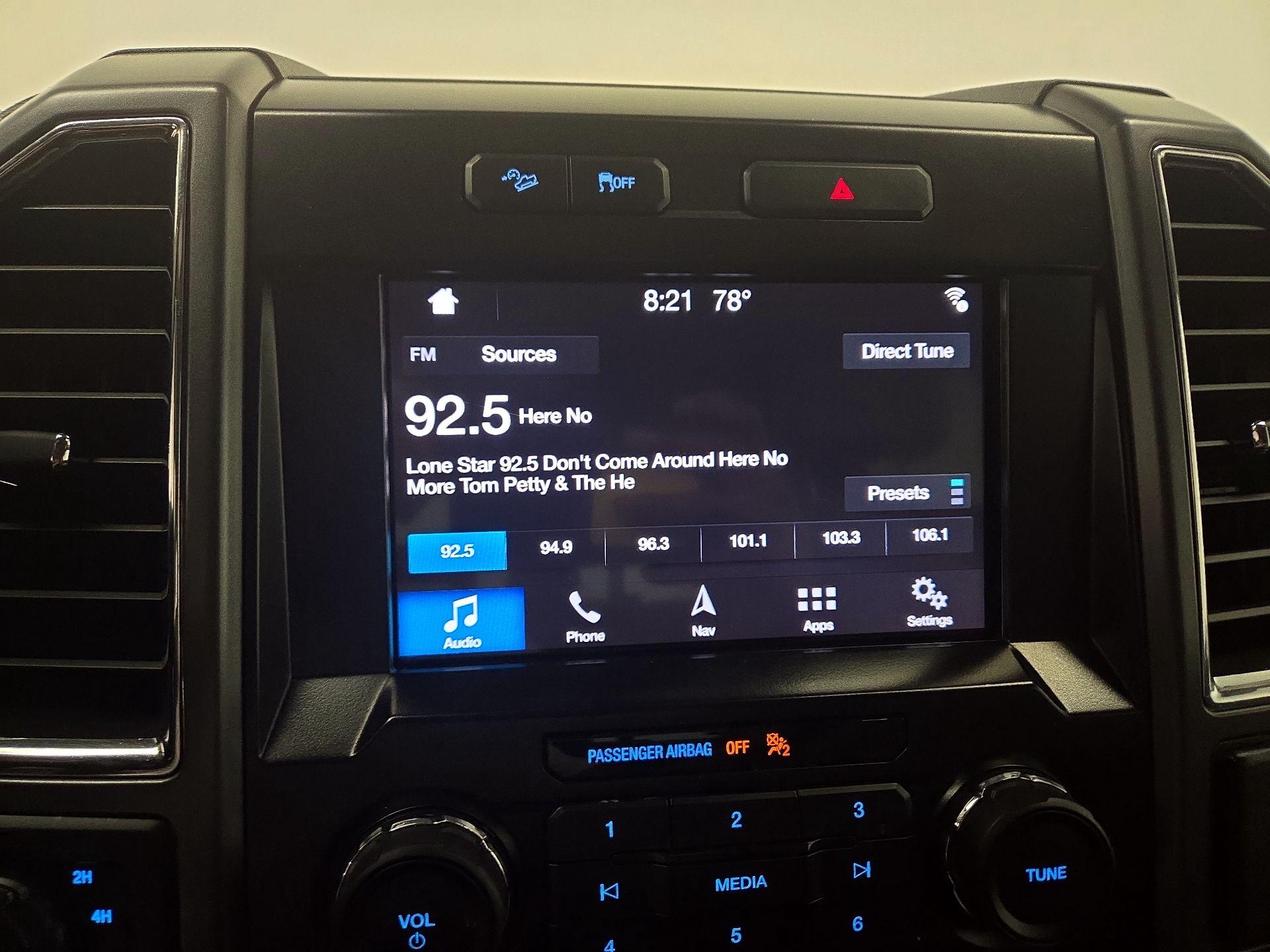 Thumbnail: 2016 Ford F-150 - 16