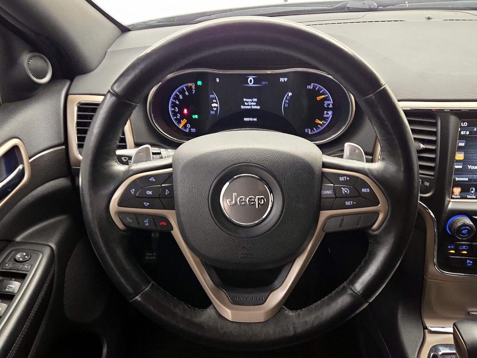 2017 Jeep Grand Cherokee Laredo E - Photo 11
