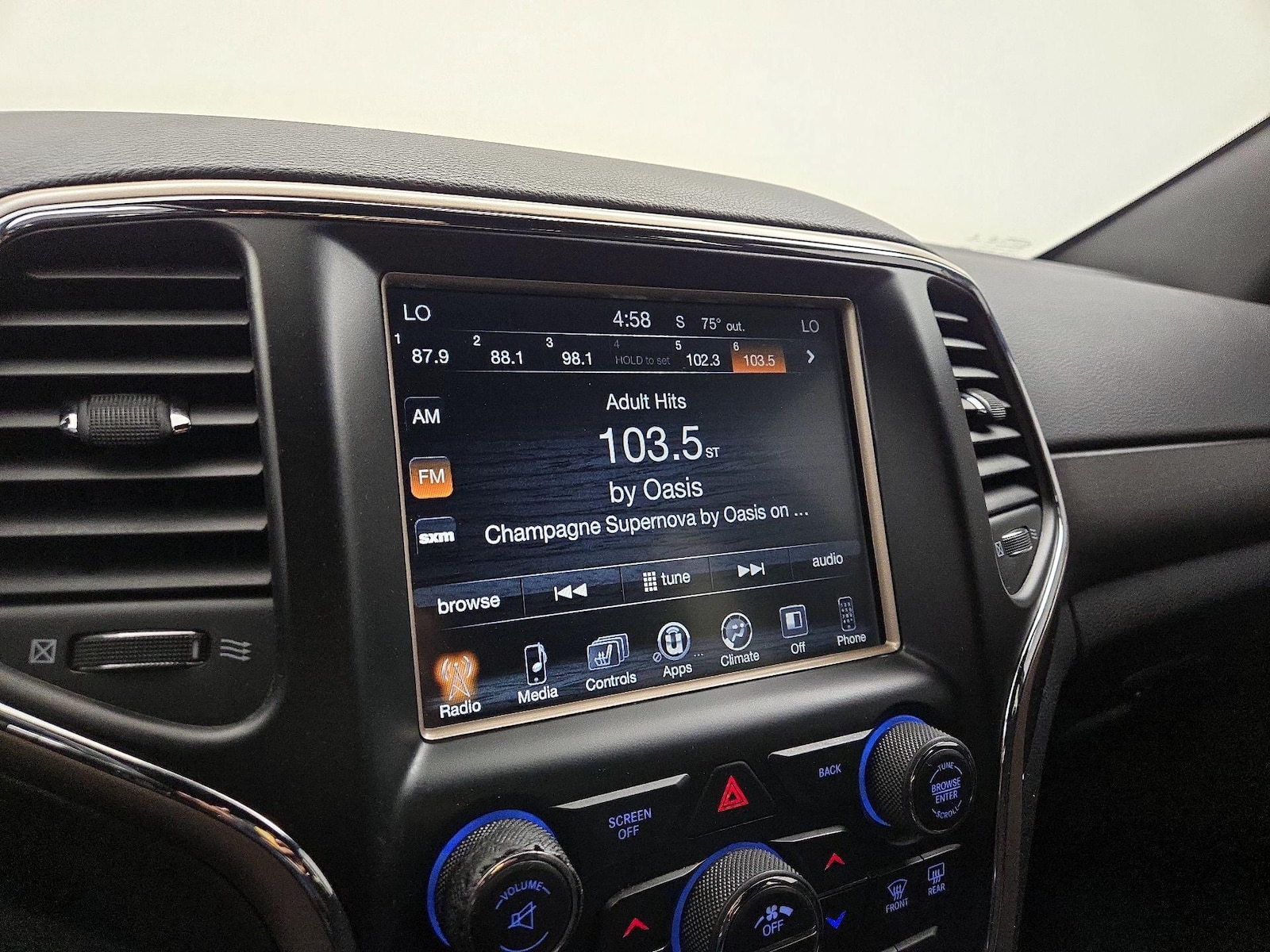 2017 Jeep Grand Cherokee Laredo E - Photo 16