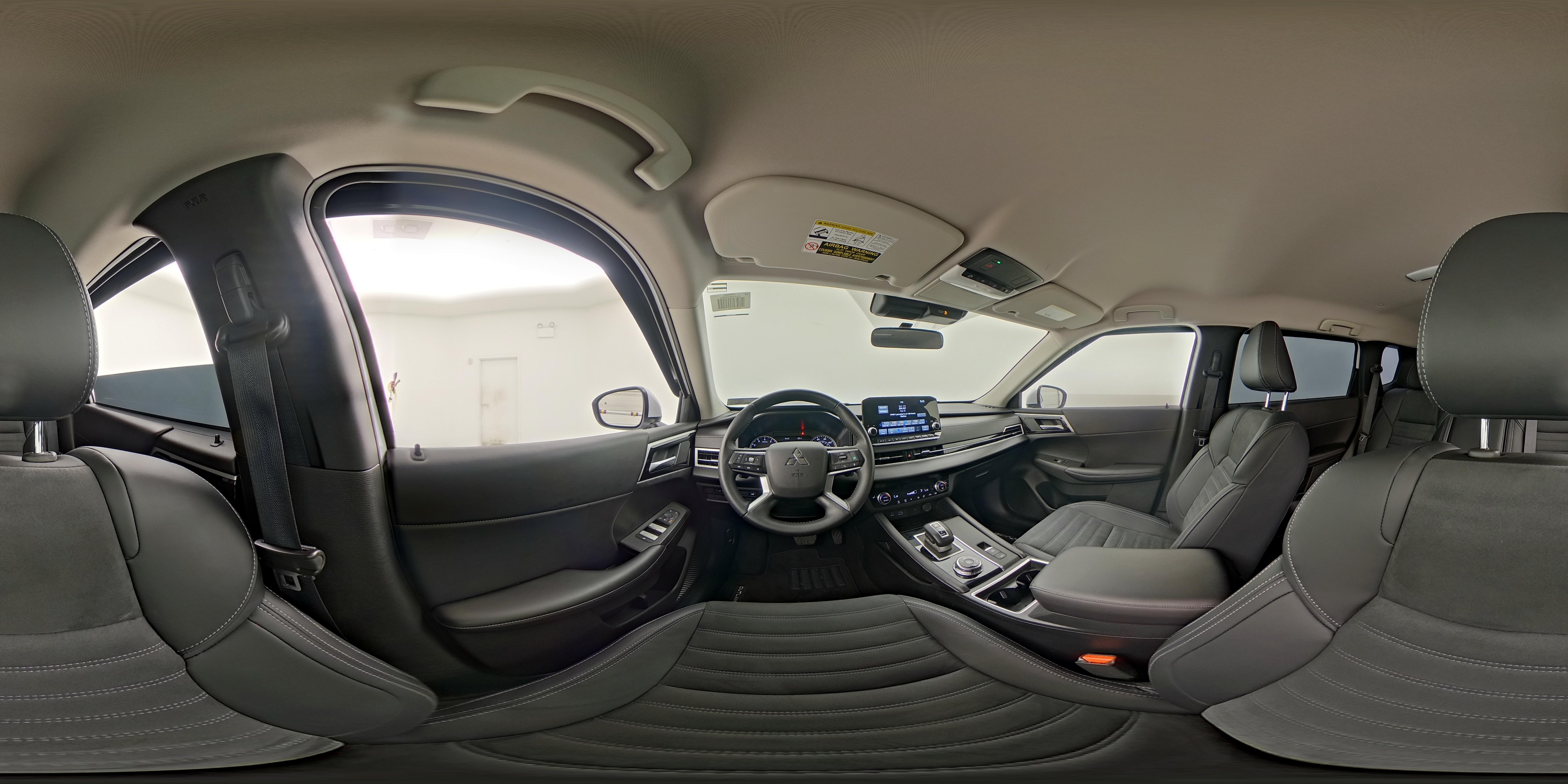 2024 Mitsubishi Outlander SE - Photo 28