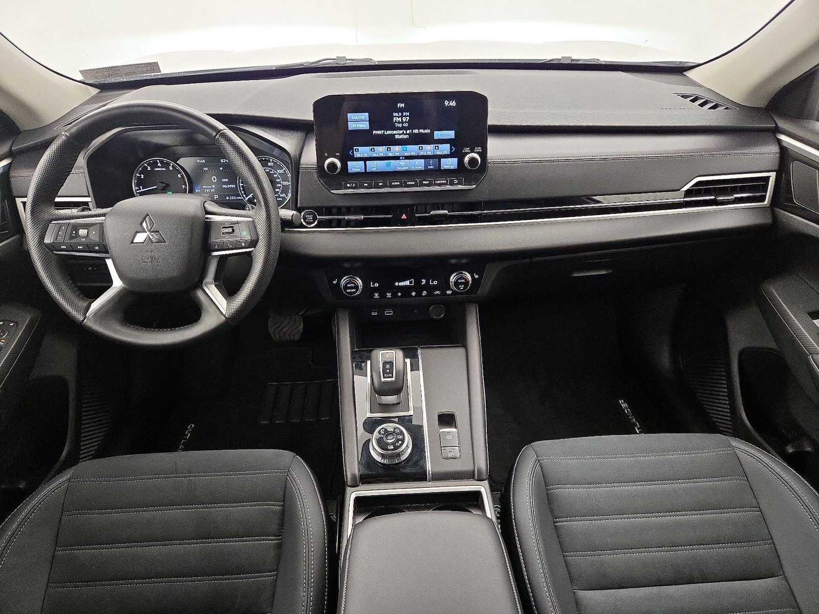 2024 Mitsubishi Outlander SE - Photo 10
