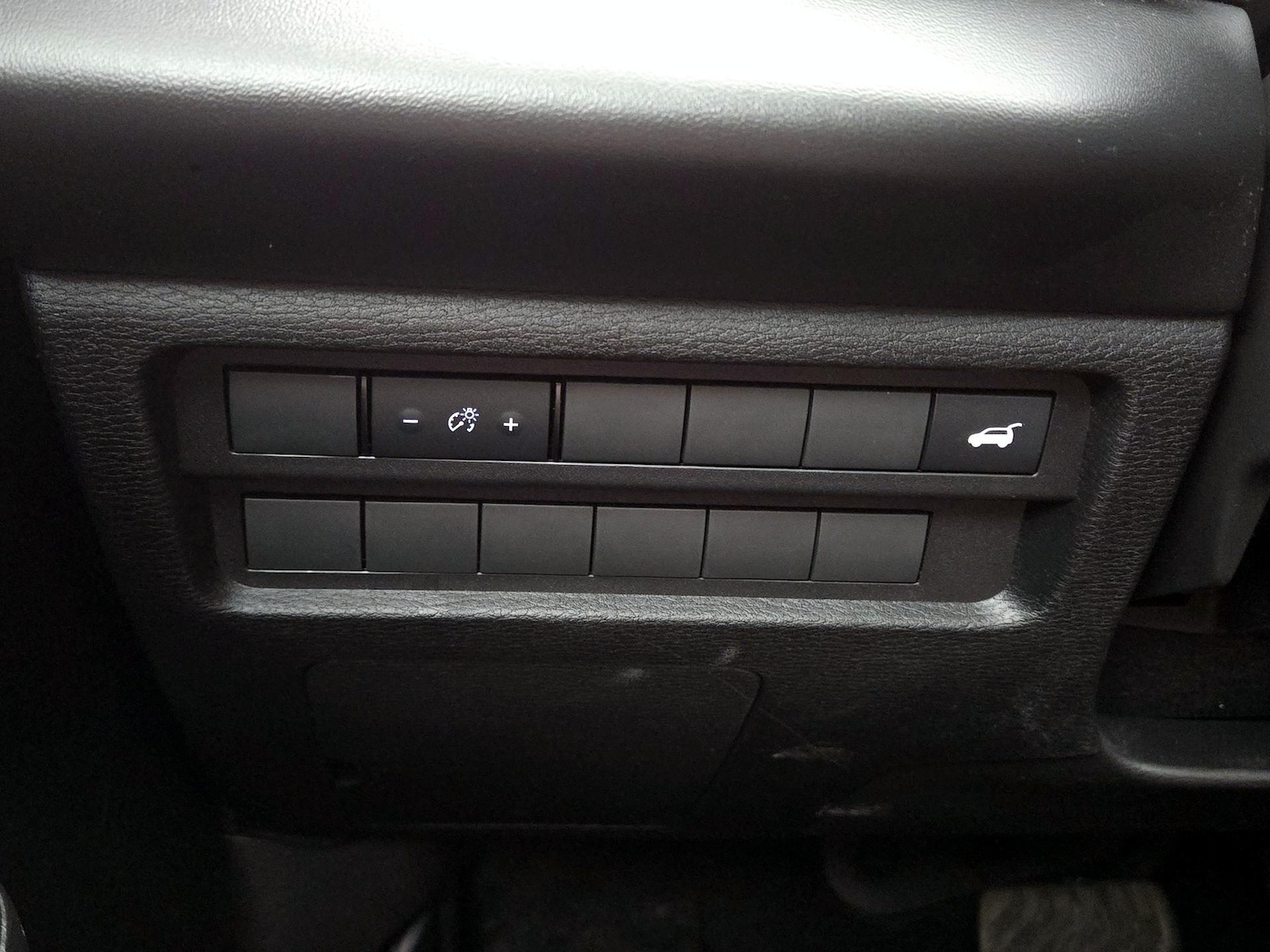 2024 Mitsubishi Outlander SE - Photo 14