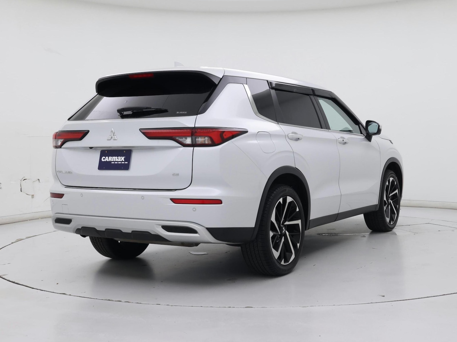 2024 Mitsubishi Outlander SE - Photo 9