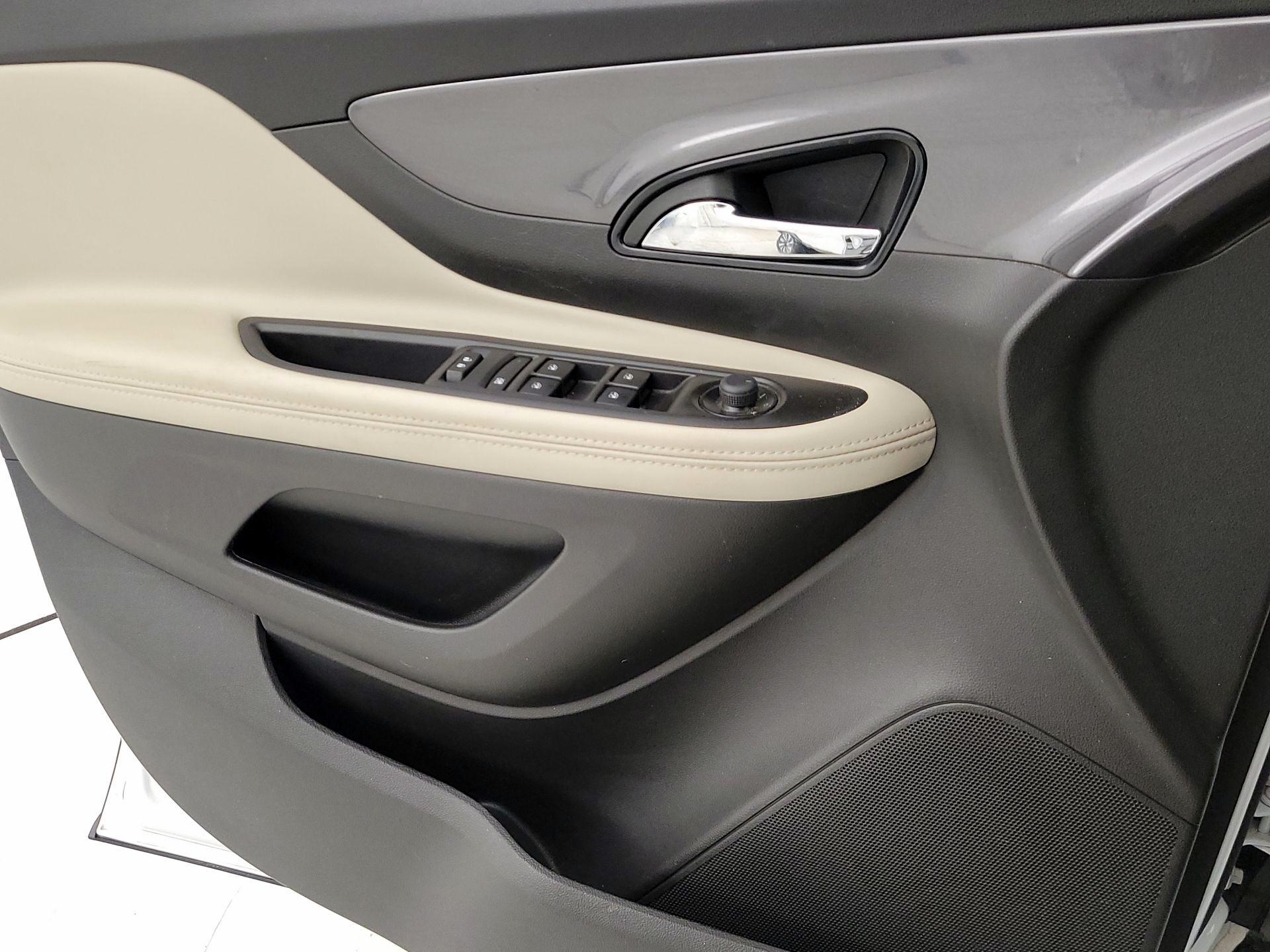 Thumbnail: 2022 Buick Encore - 12