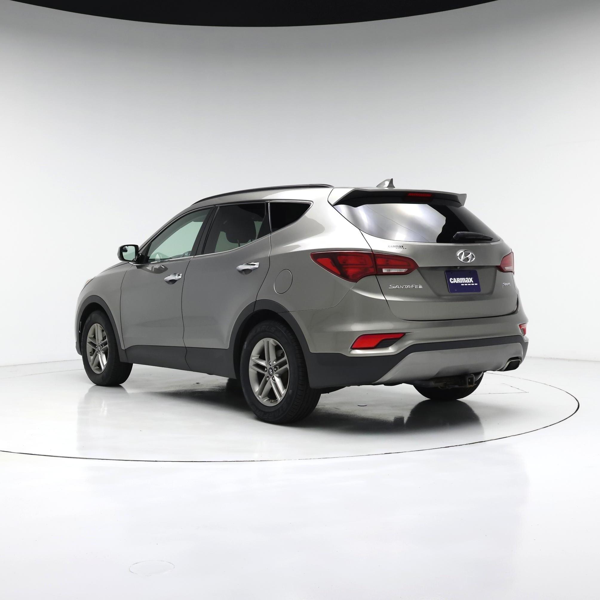 Thumbnail: 2017 Hyundai Santa Fe - 2