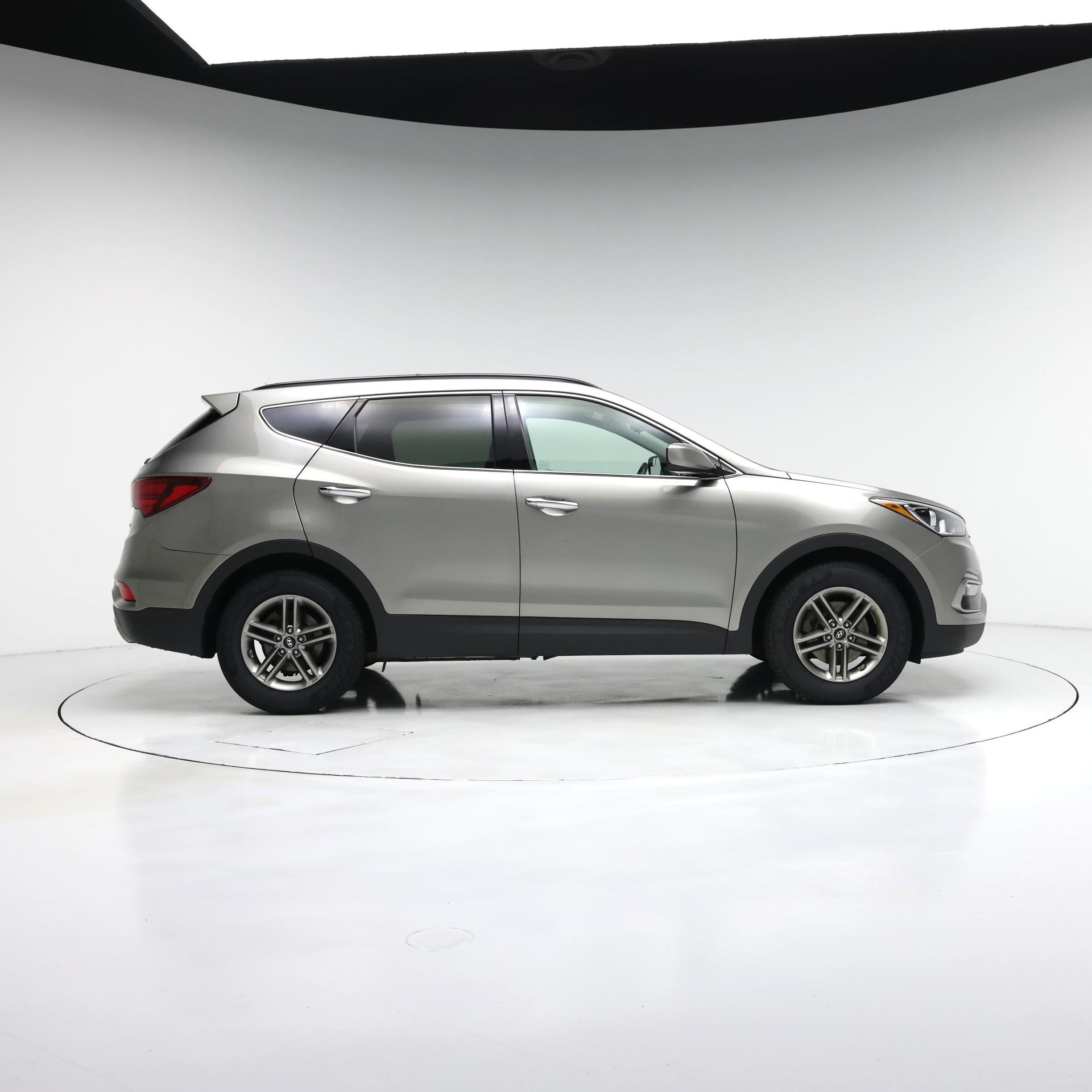Thumbnail: 2017 Hyundai Santa Fe - 7