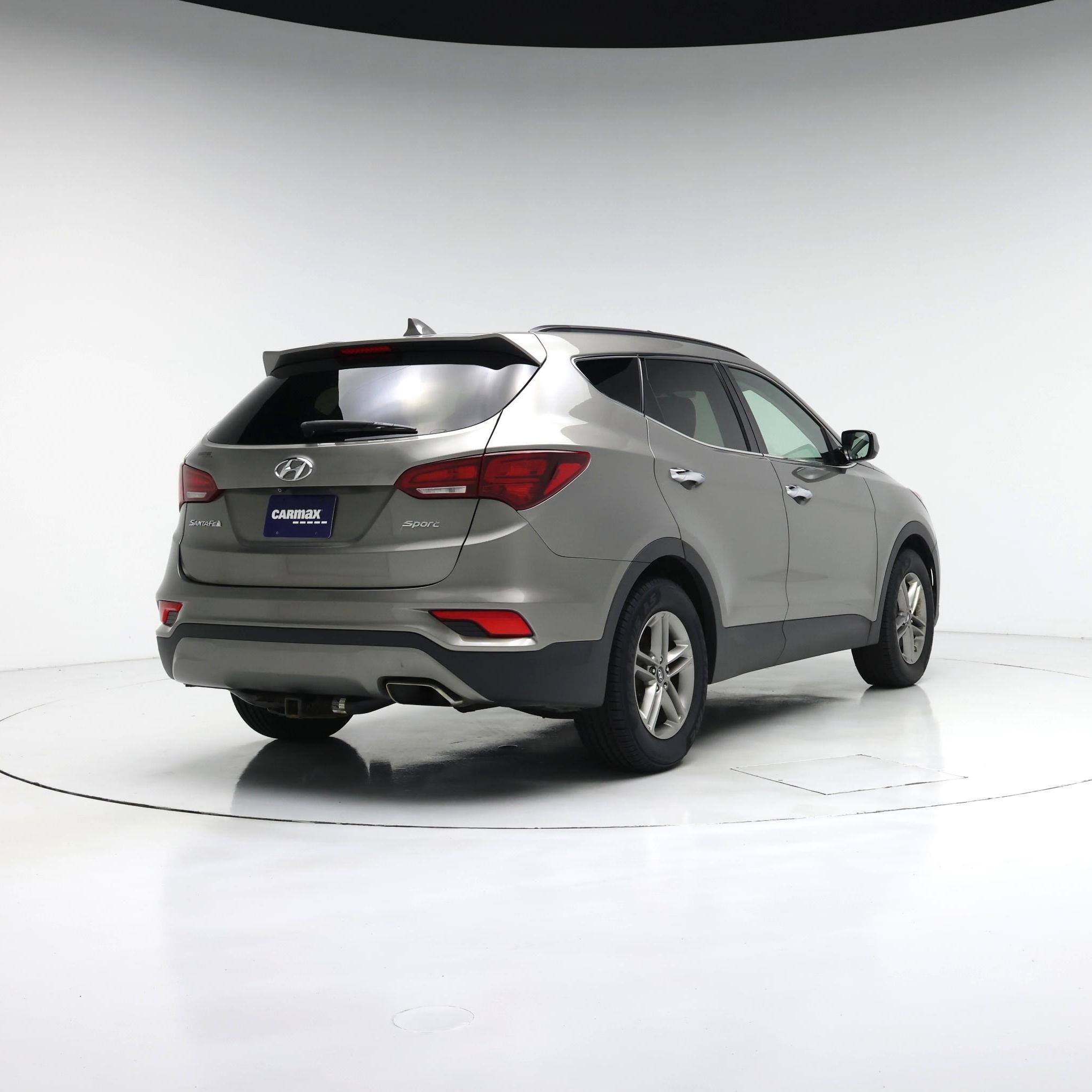 Thumbnail: 2017 Hyundai Santa Fe - 8