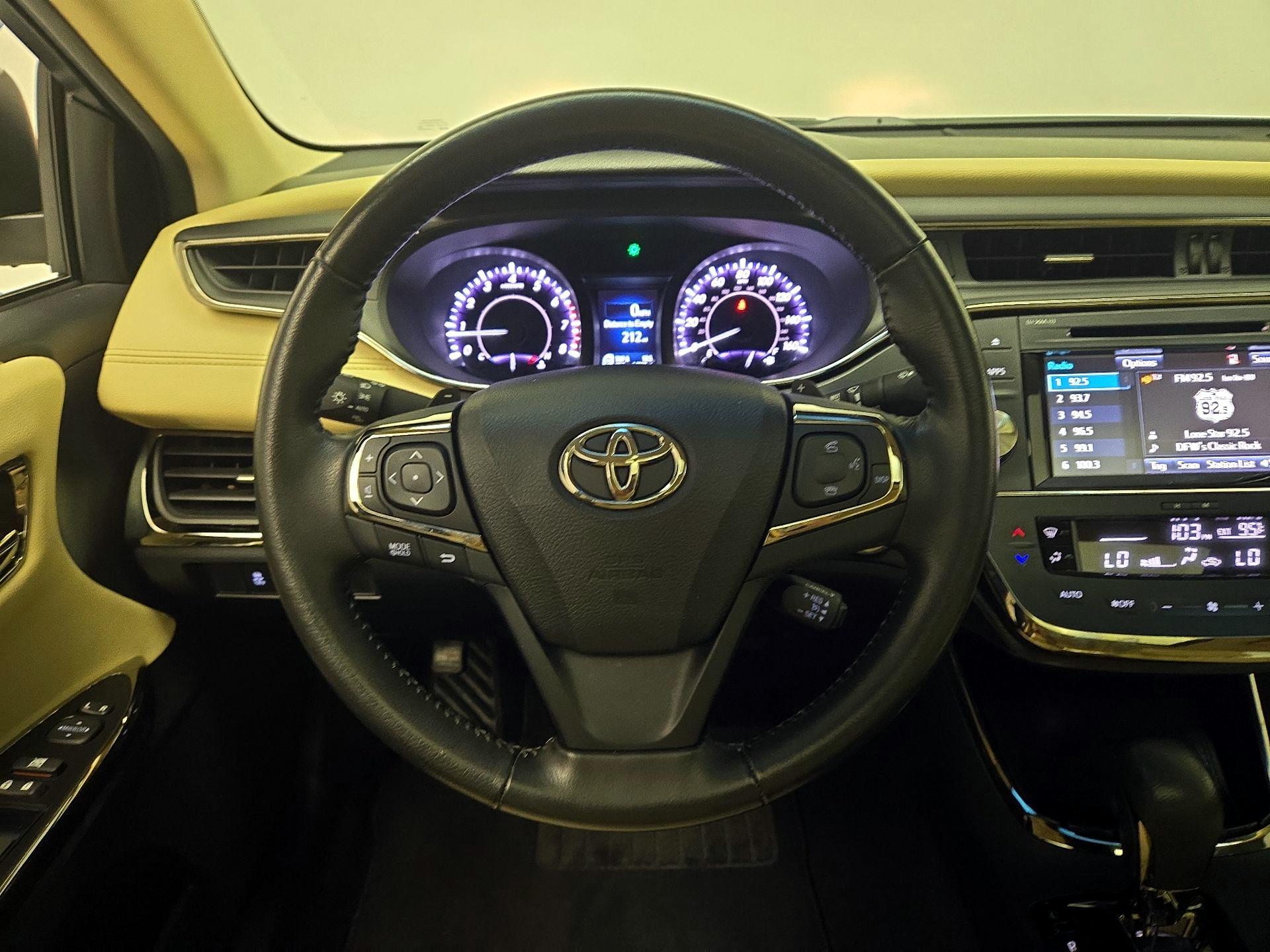 Thumbnail: 2016 Toyota Avalon - 10