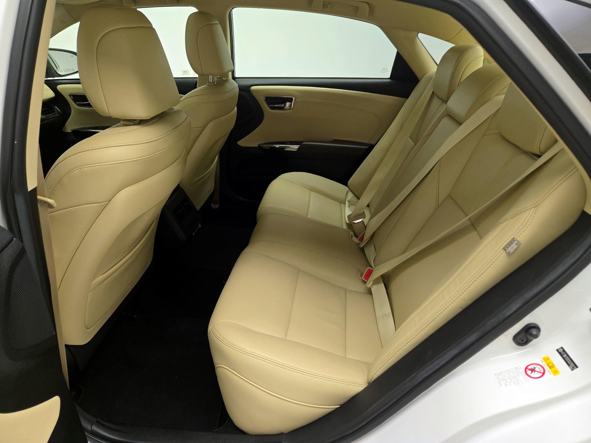 Thumbnail: 2016 Toyota Avalon - 20