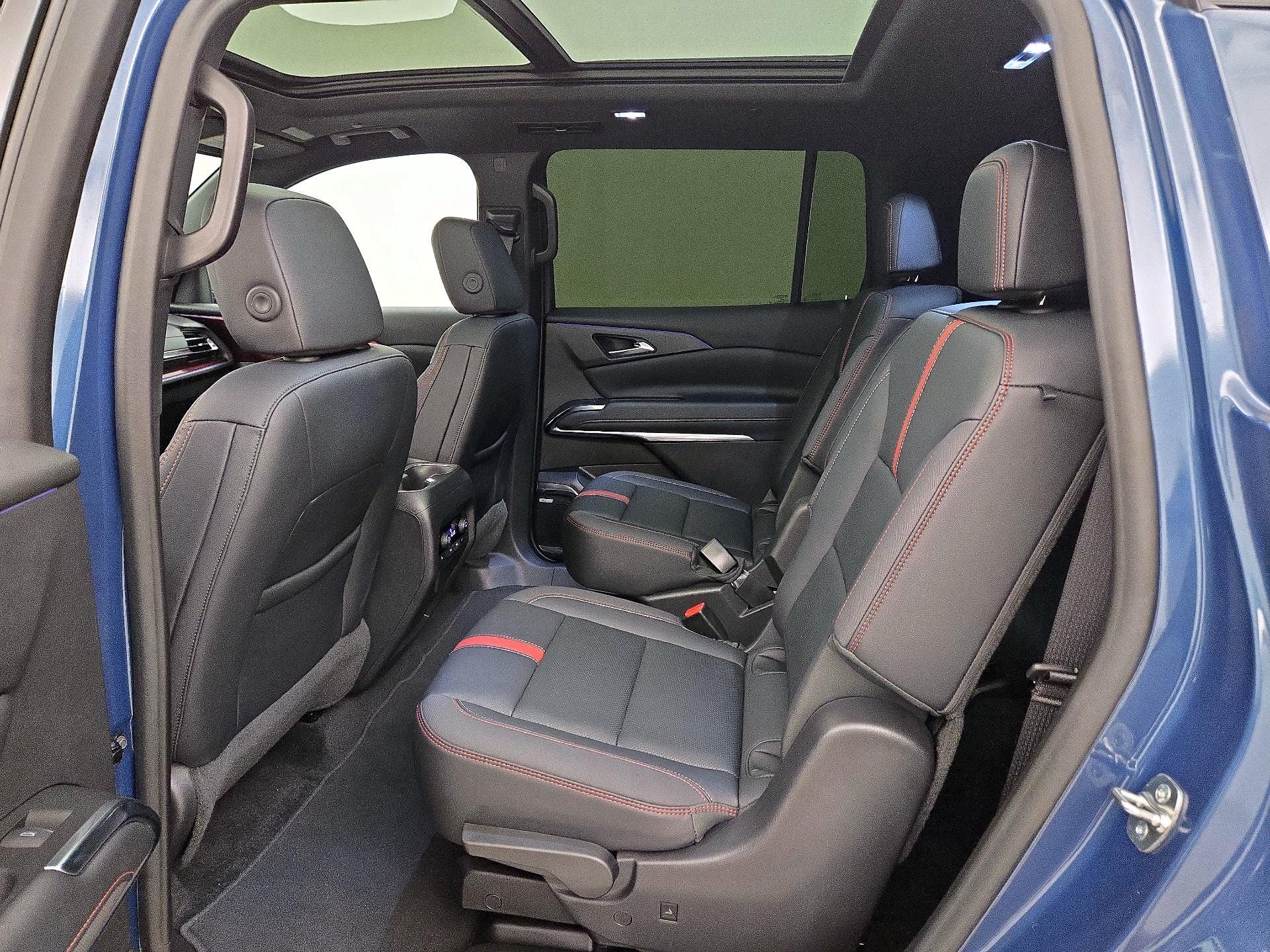 Thumbnail: 2024 Chevrolet Traverse - 20