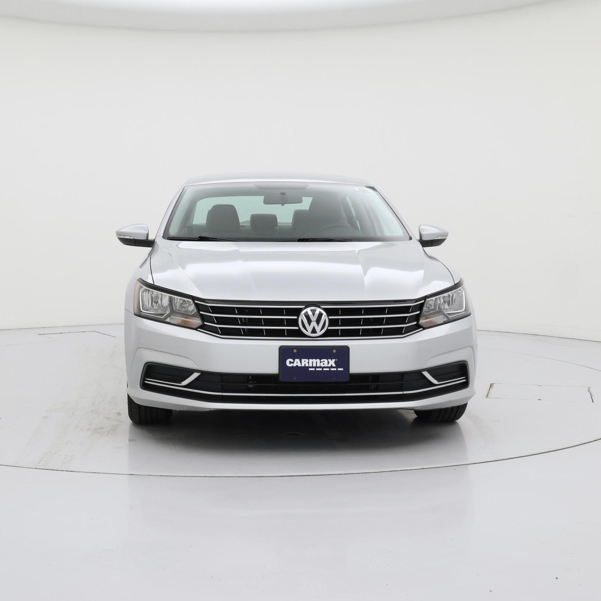 Thumbnail: 2016 Volkswagen Passat - 5