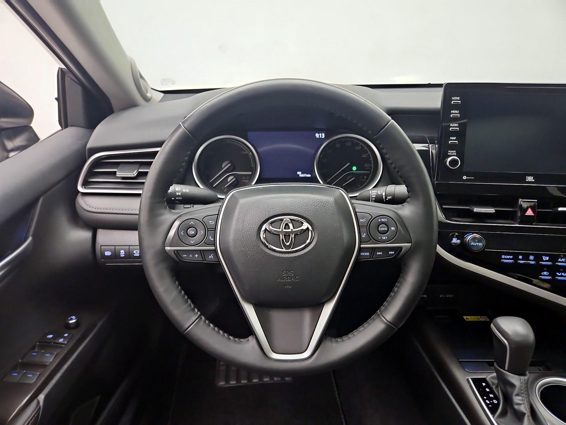 Thumbnail: 2024 Toyota Camry - 10