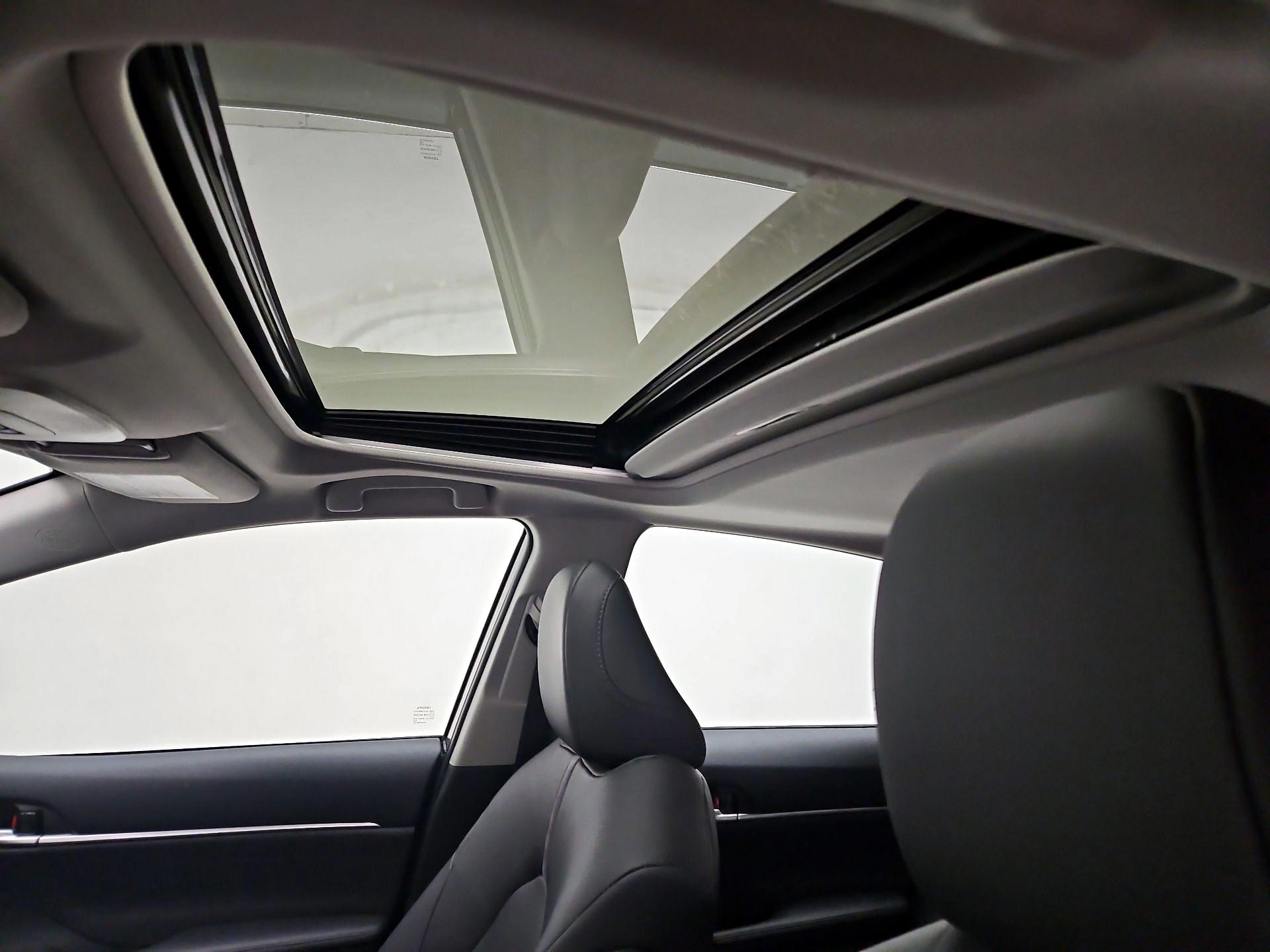 Thumbnail: 2024 Toyota Camry - 20