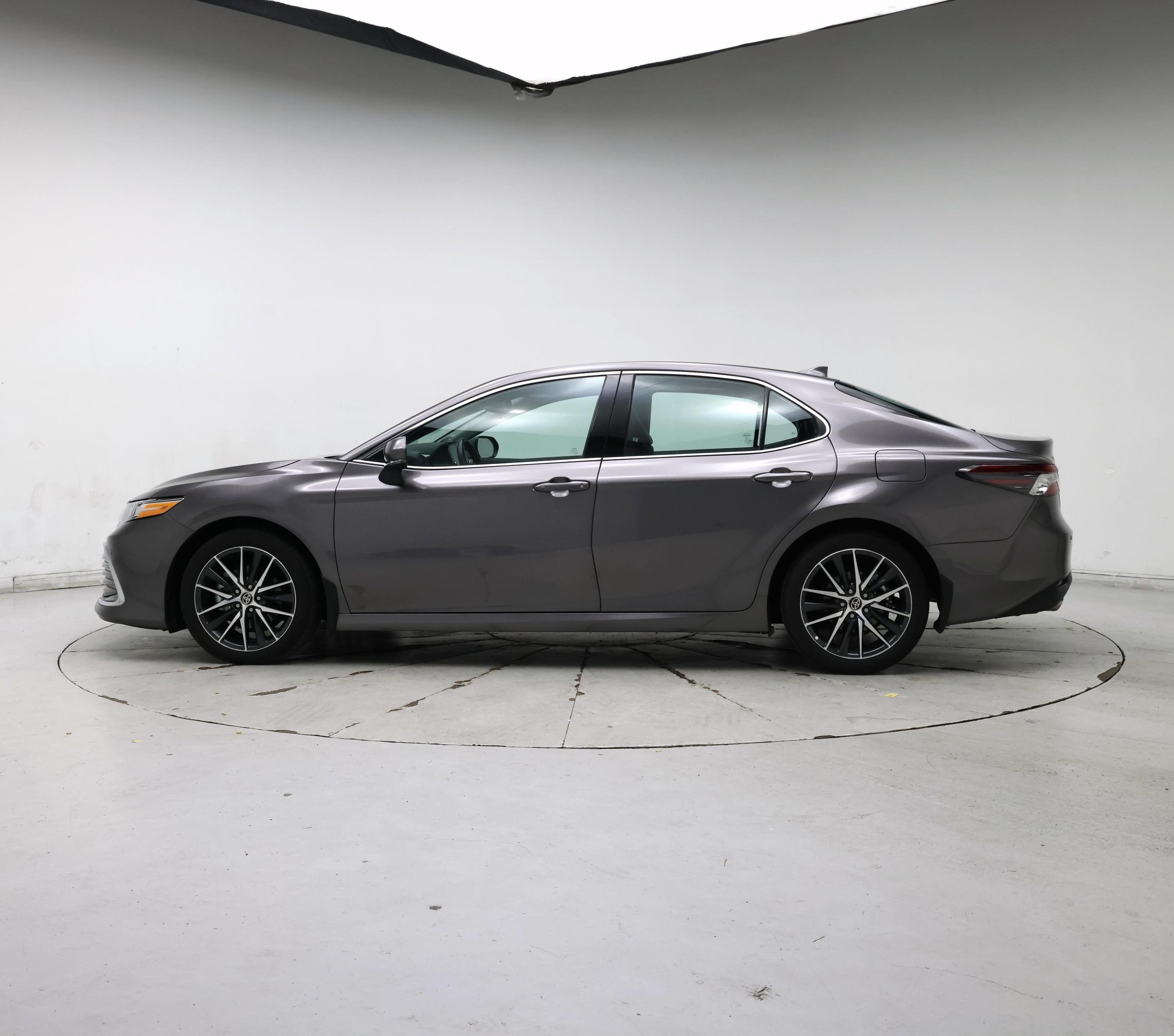 Thumbnail: 2024 Toyota Camry - 3