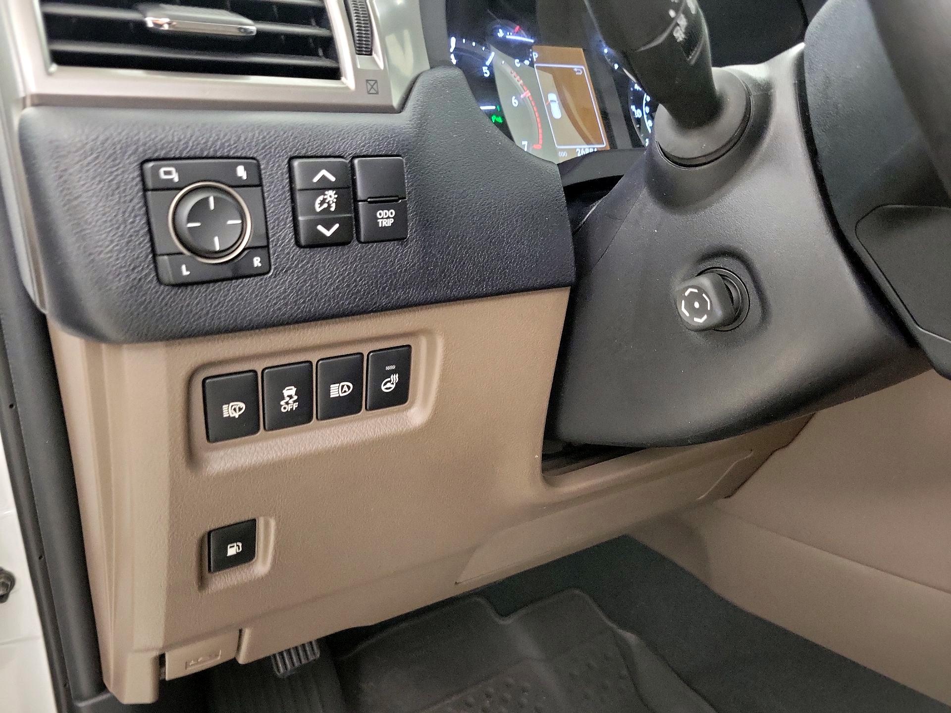 Thumbnail: 2023 Lexus GX - 13