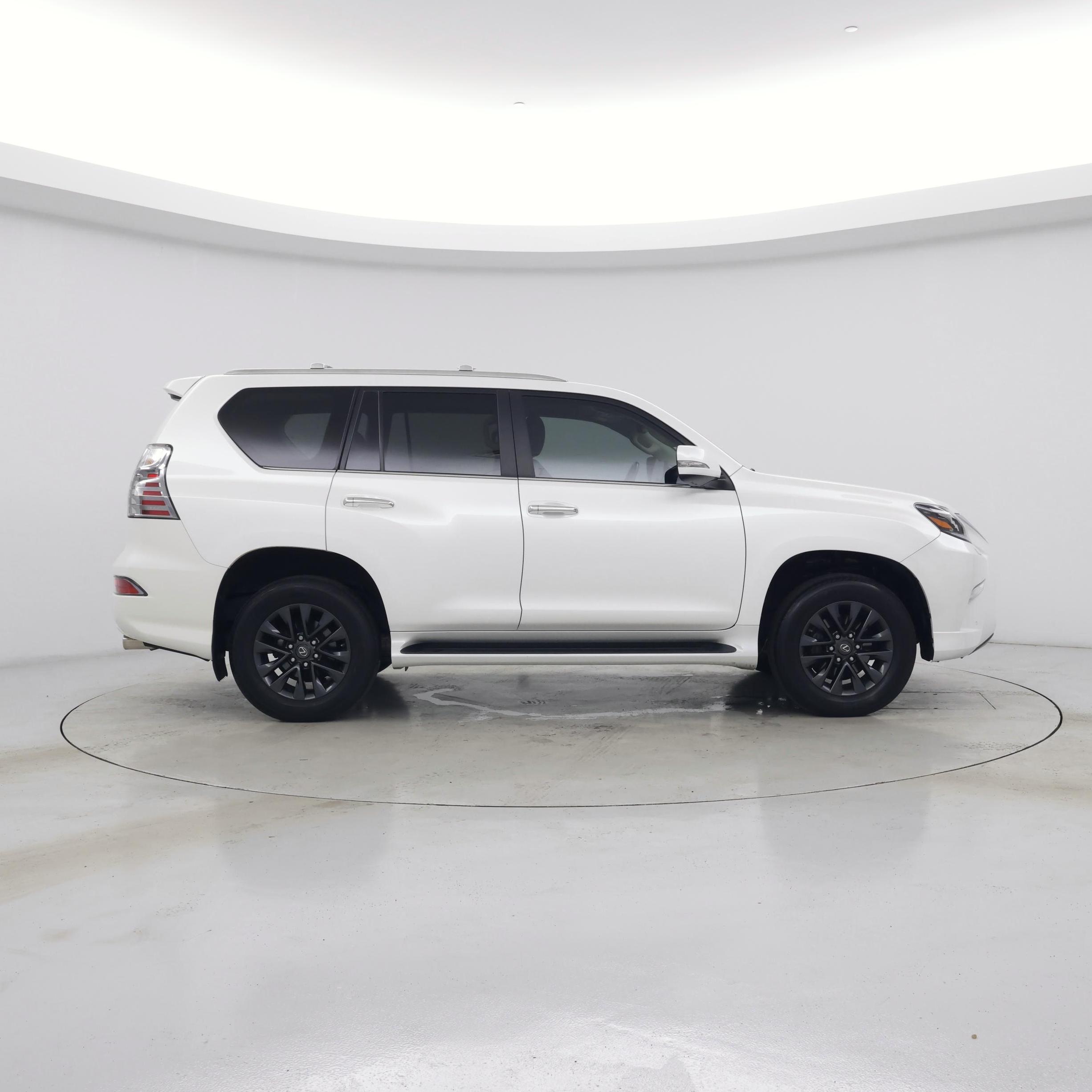 Thumbnail: 2023 Lexus GX - 7