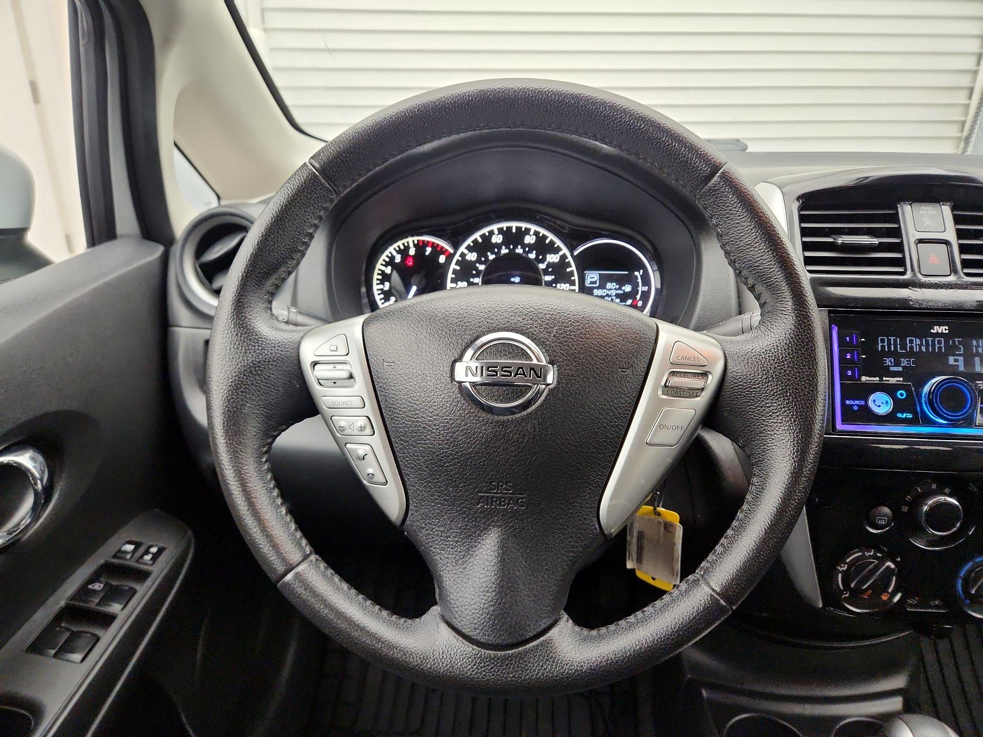 Thumbnail: 2015 Nissan Versa Note - 10