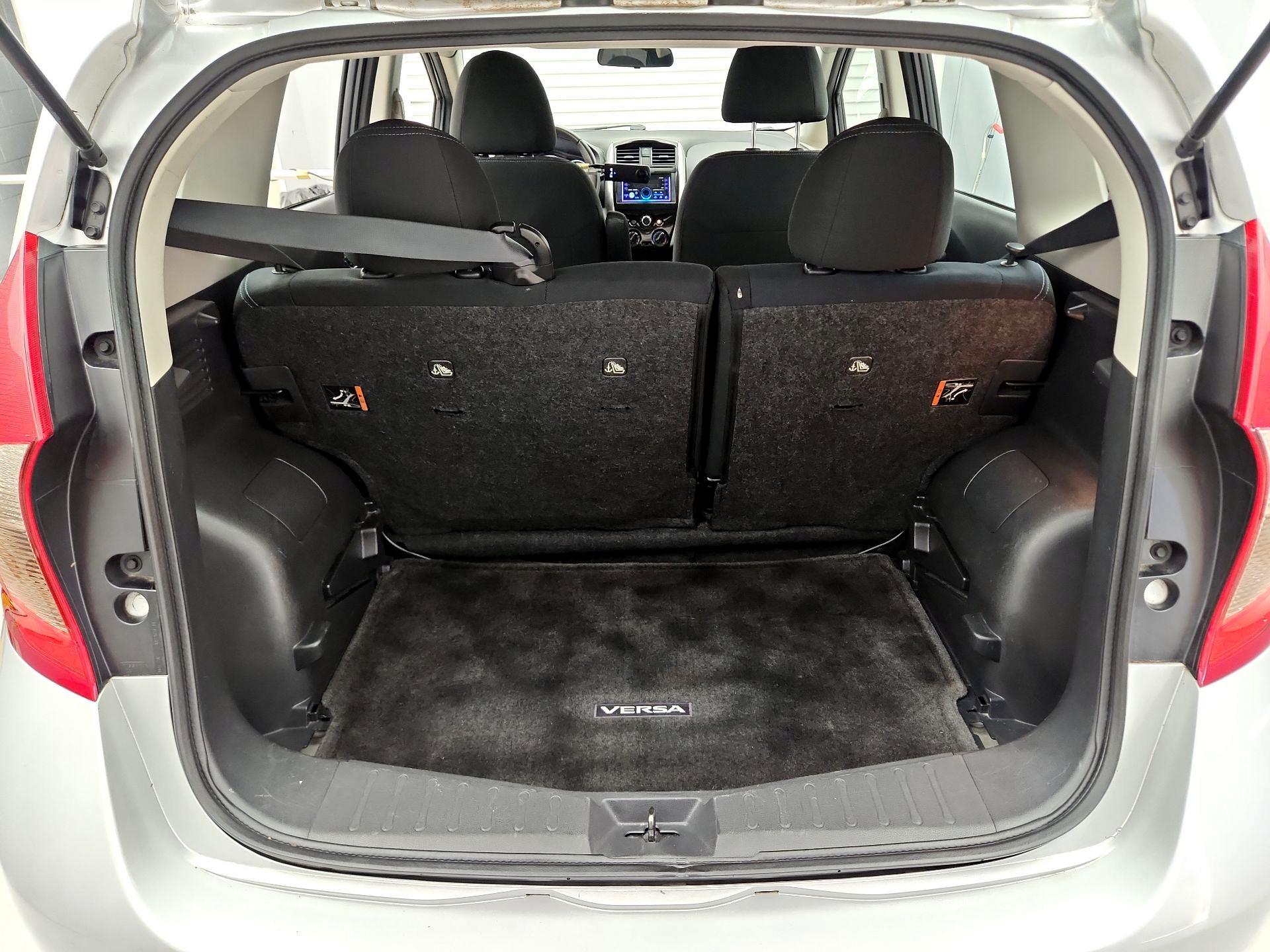 Thumbnail: 2015 Nissan Versa Note - 18