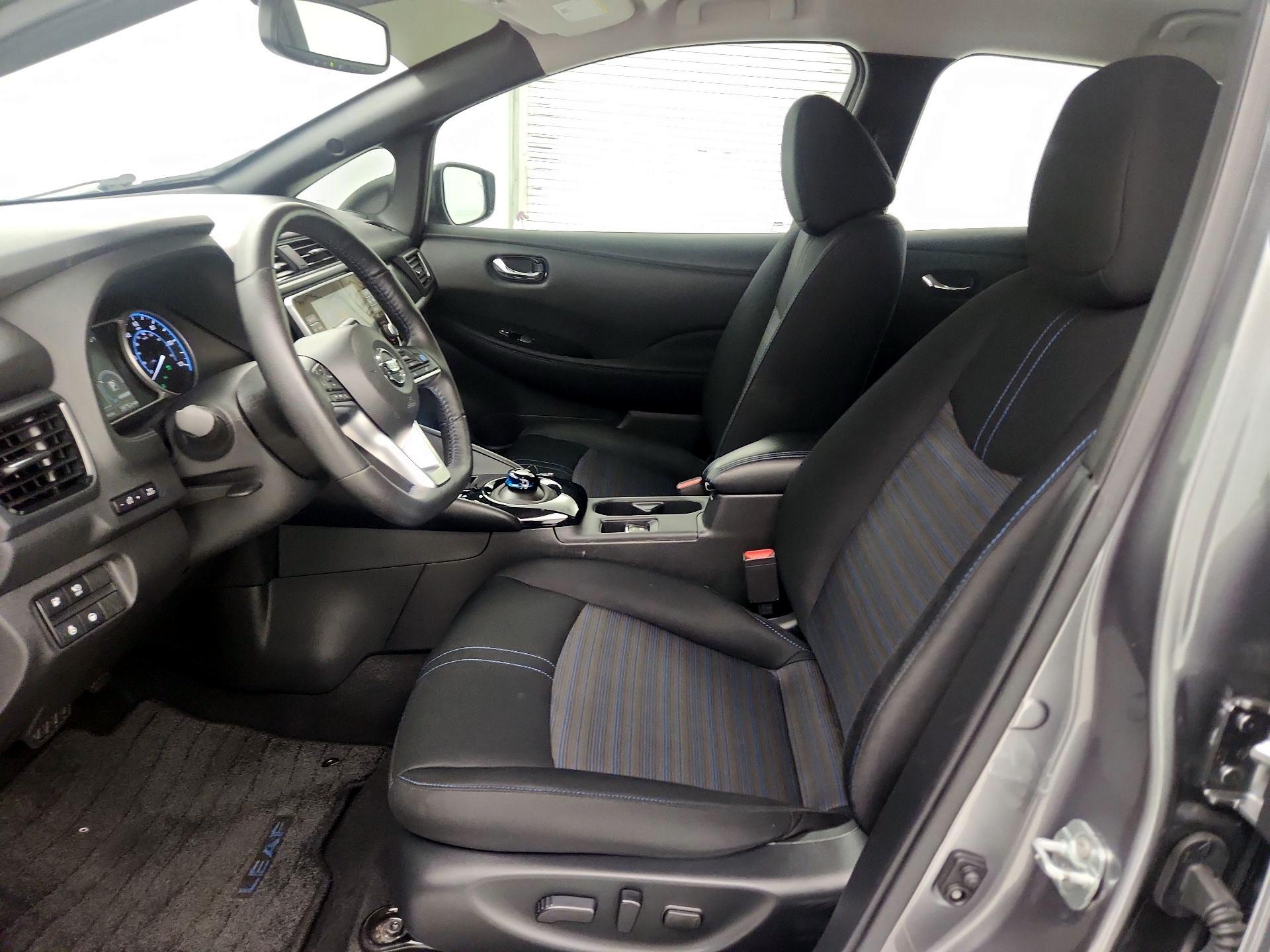 Thumbnail: 2021 Nissan Leaf - 11
