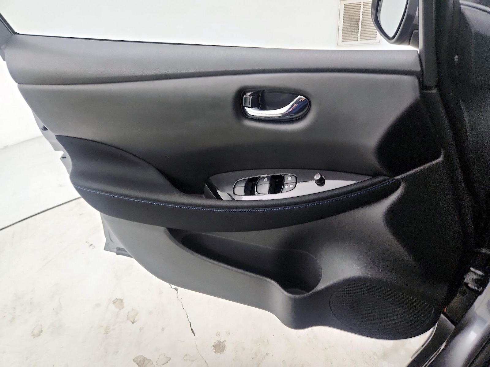 2021 Nissan Leaf SV - Photo 13