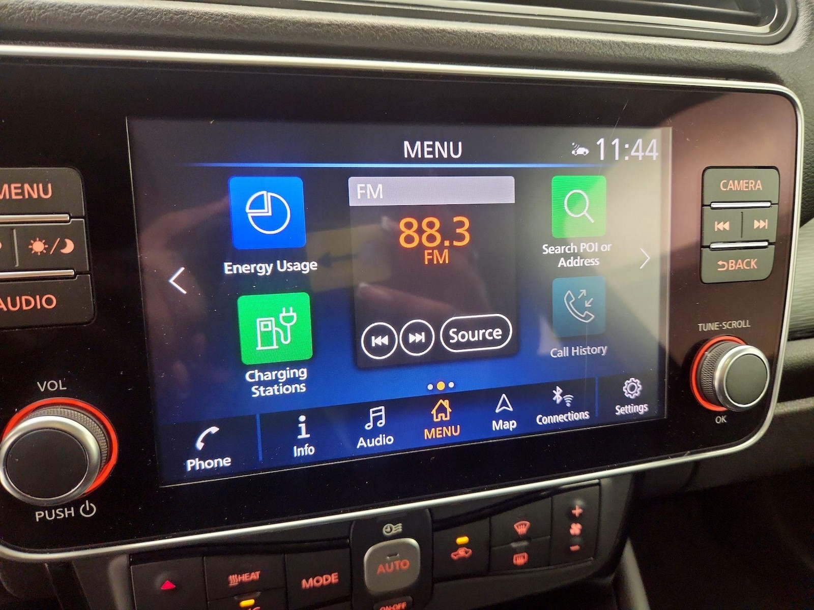 2021 Nissan Leaf SV - Photo 16