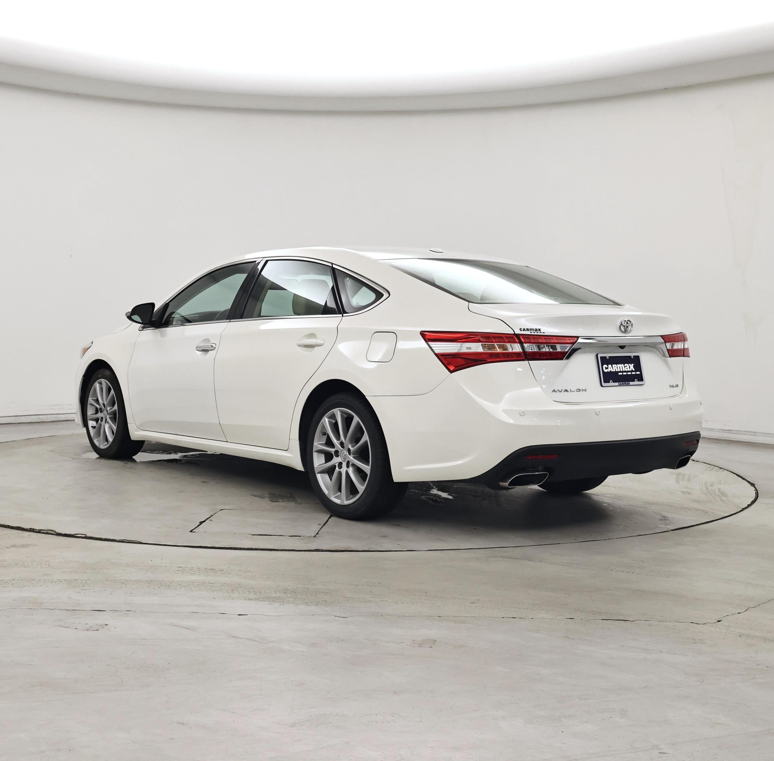 Thumbnail: 2014 Toyota Avalon - 2