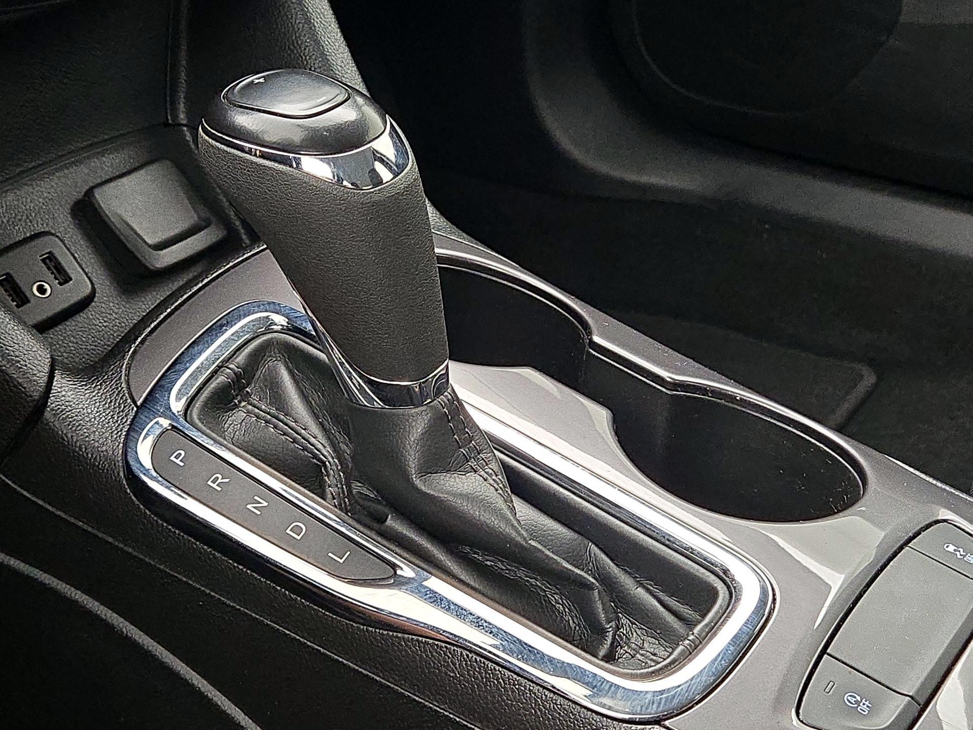 Thumbnail: 2019 Chevrolet Cruze - 17