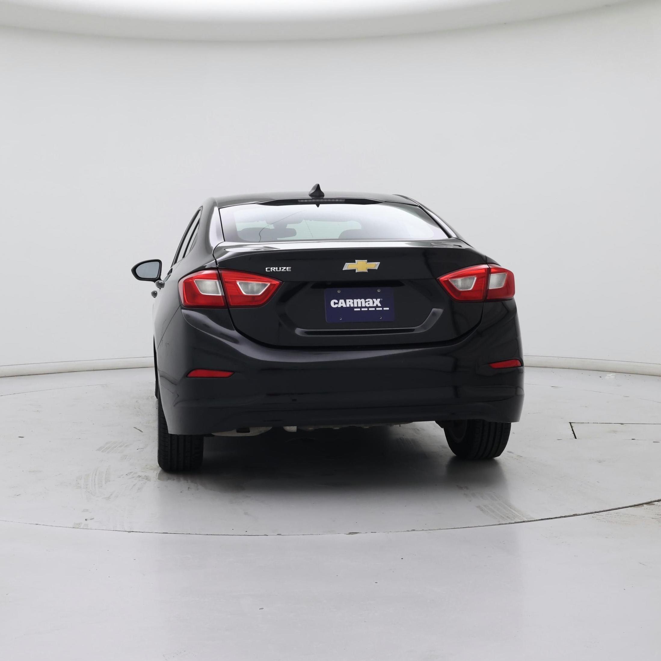 Thumbnail: 2019 Chevrolet Cruze - 6