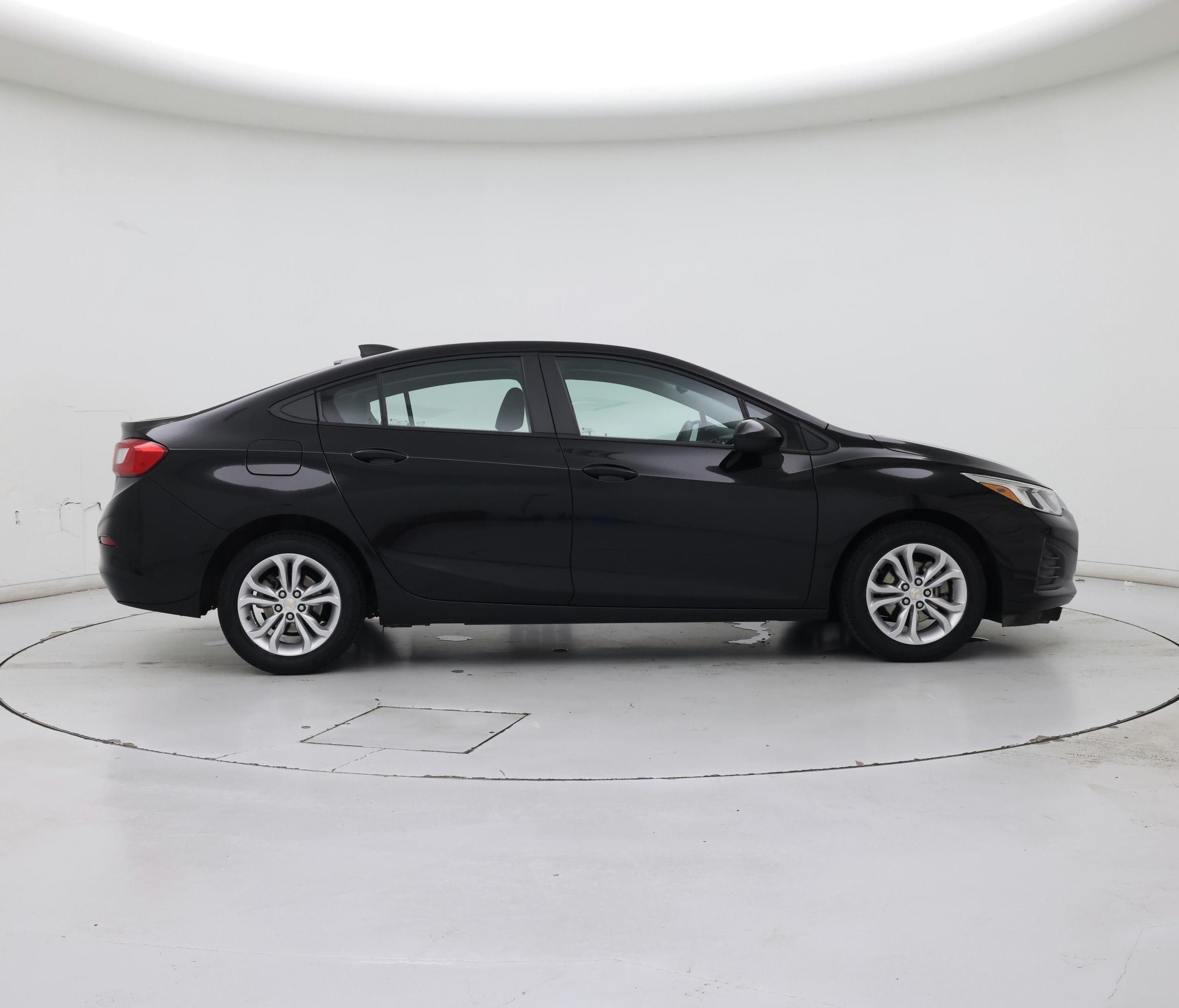 Thumbnail: 2019 Chevrolet Cruze - 7