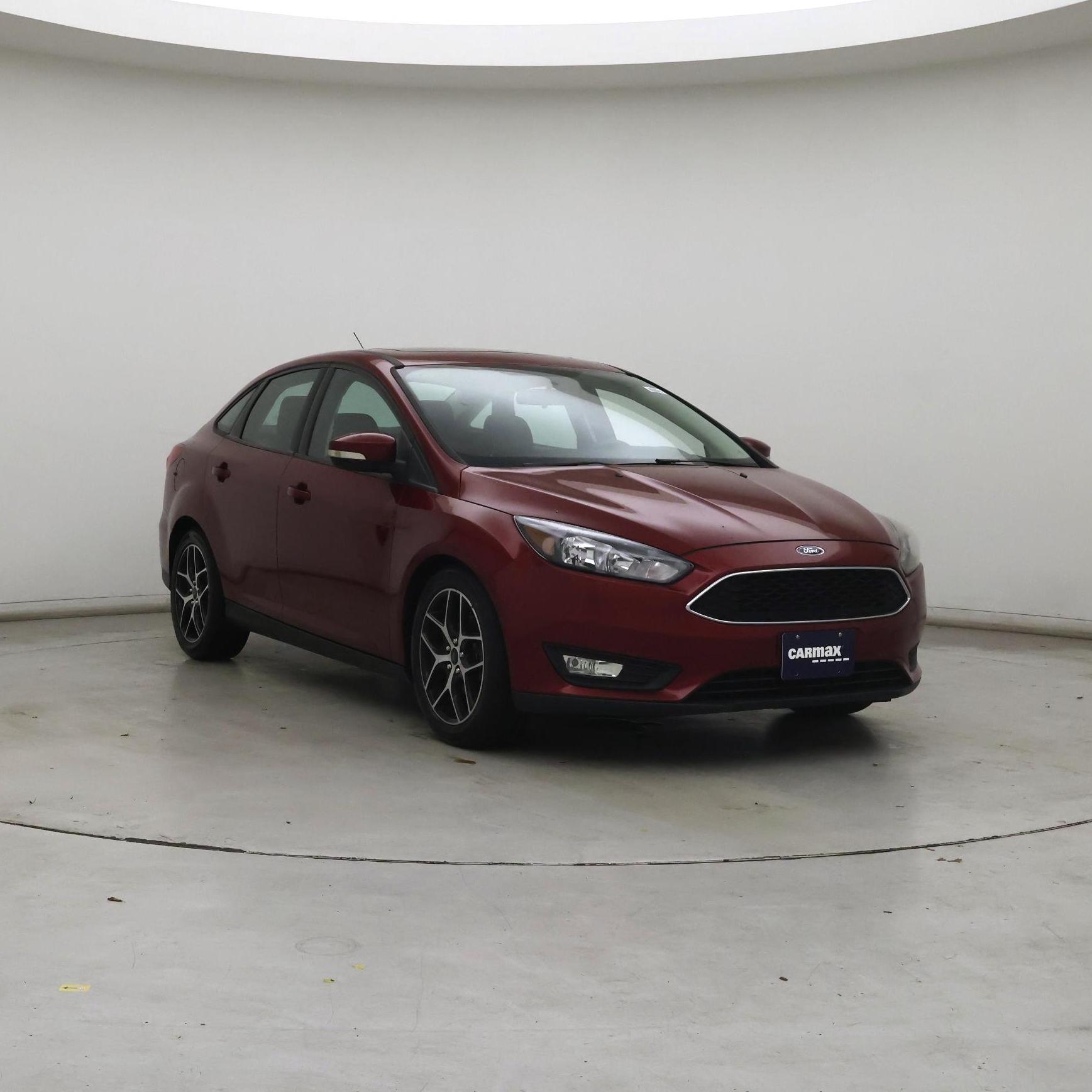 Red (Burgundy) 2017 Ford Focus Sedan Front-Wheel Drive Automatic