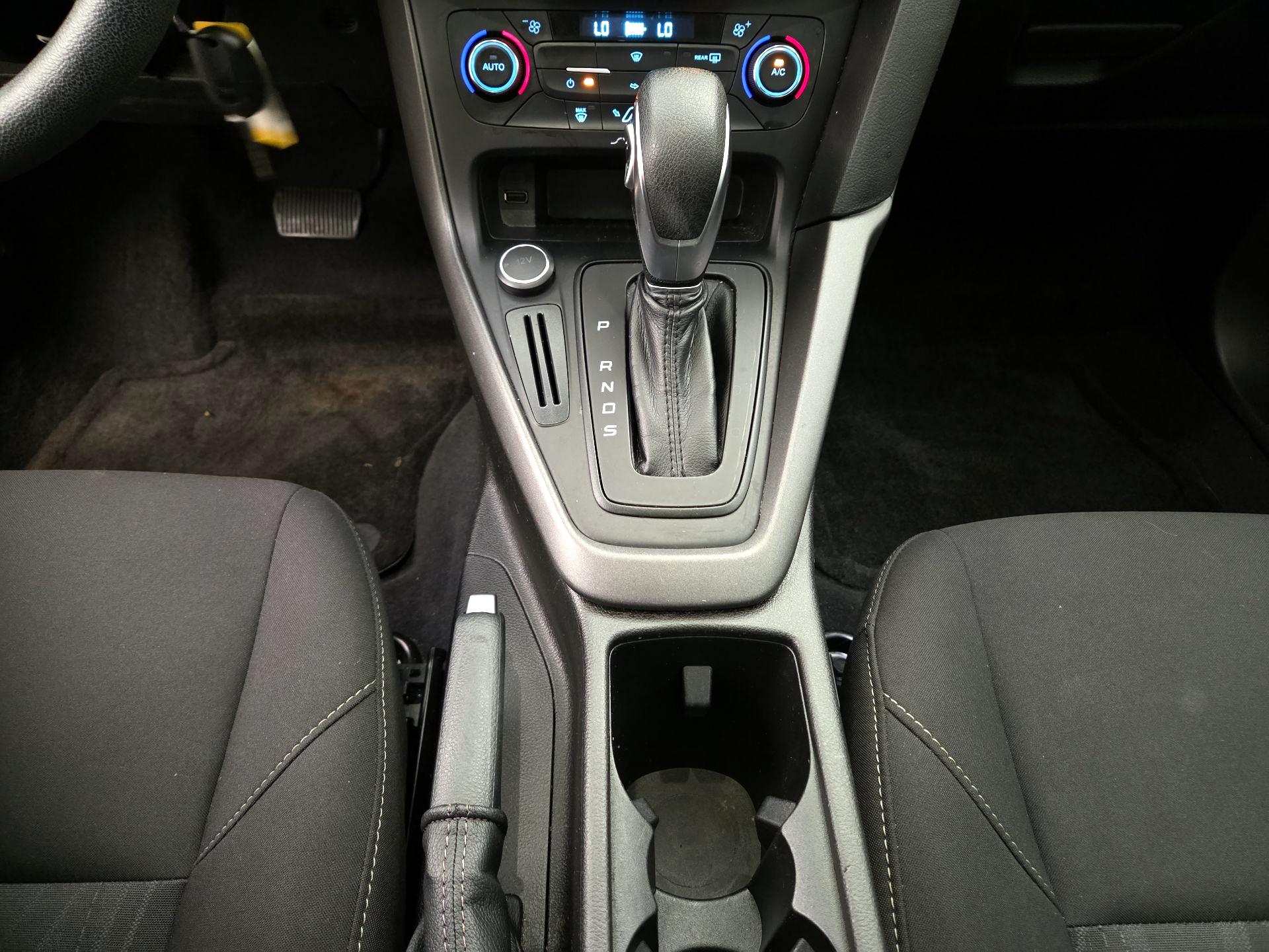 Thumbnail: 2017 Ford Focus - 17