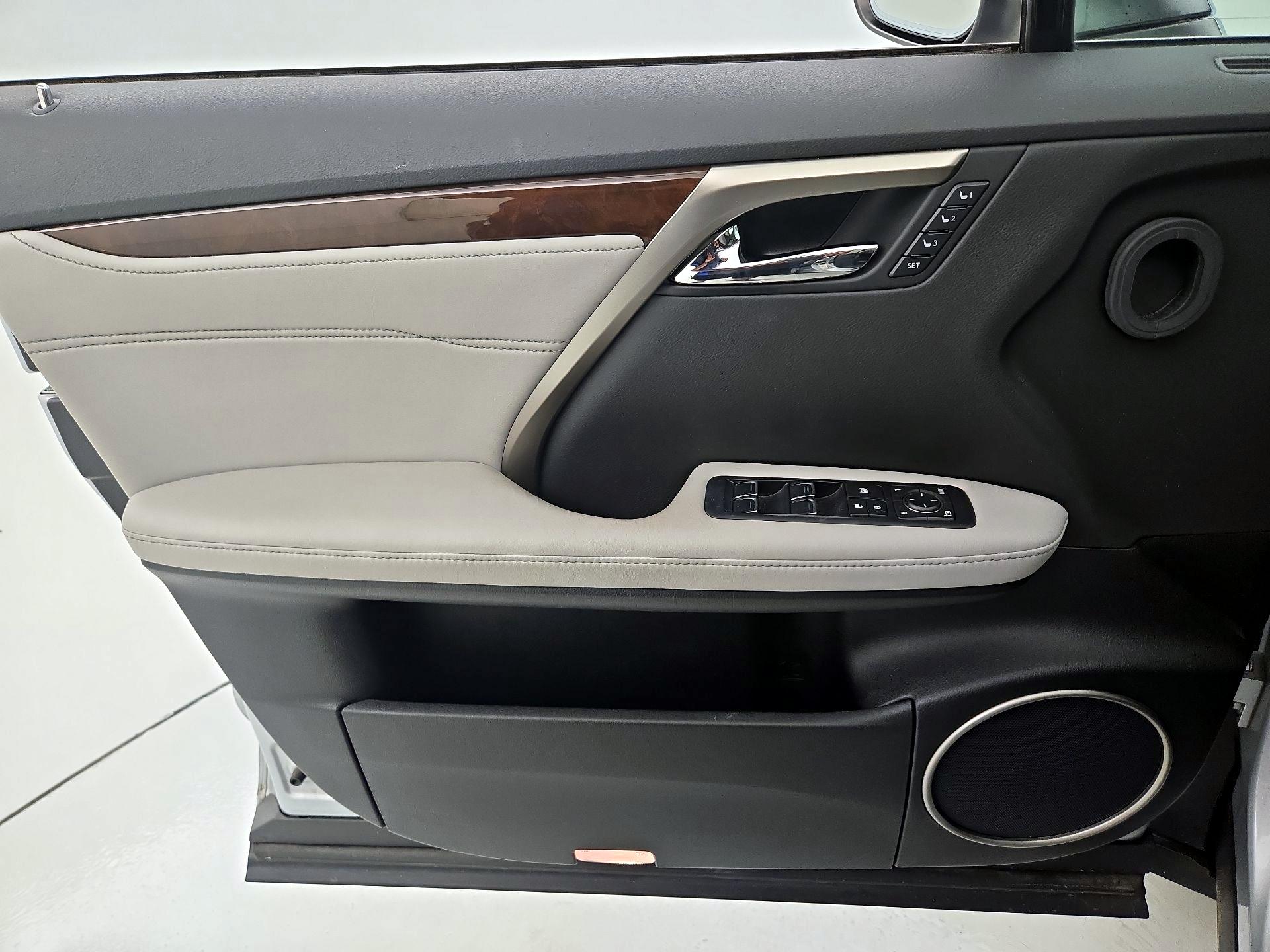Thumbnail: 2016 Lexus RX - 12