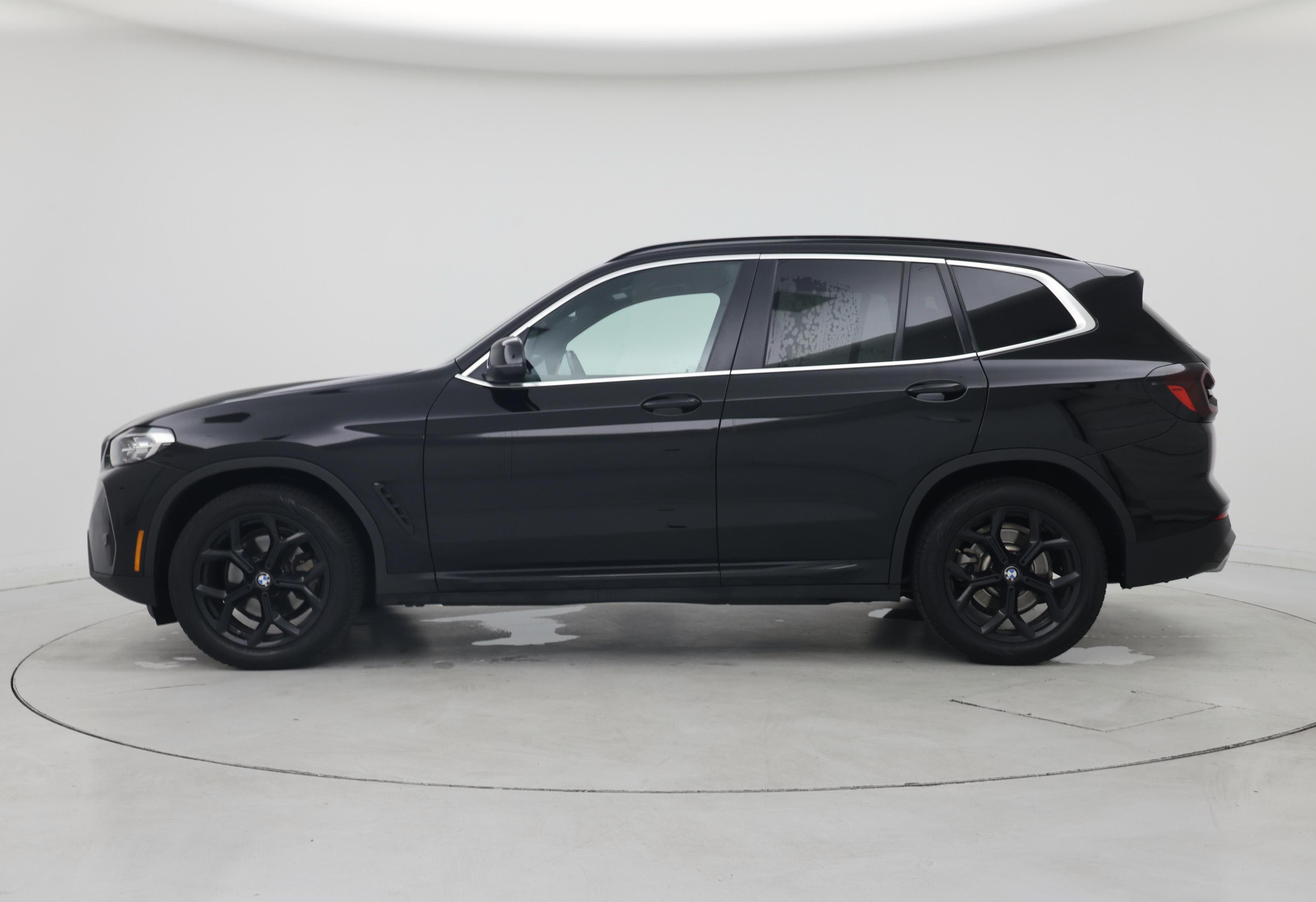 Thumbnail: 2022 BMW X3 - 3
