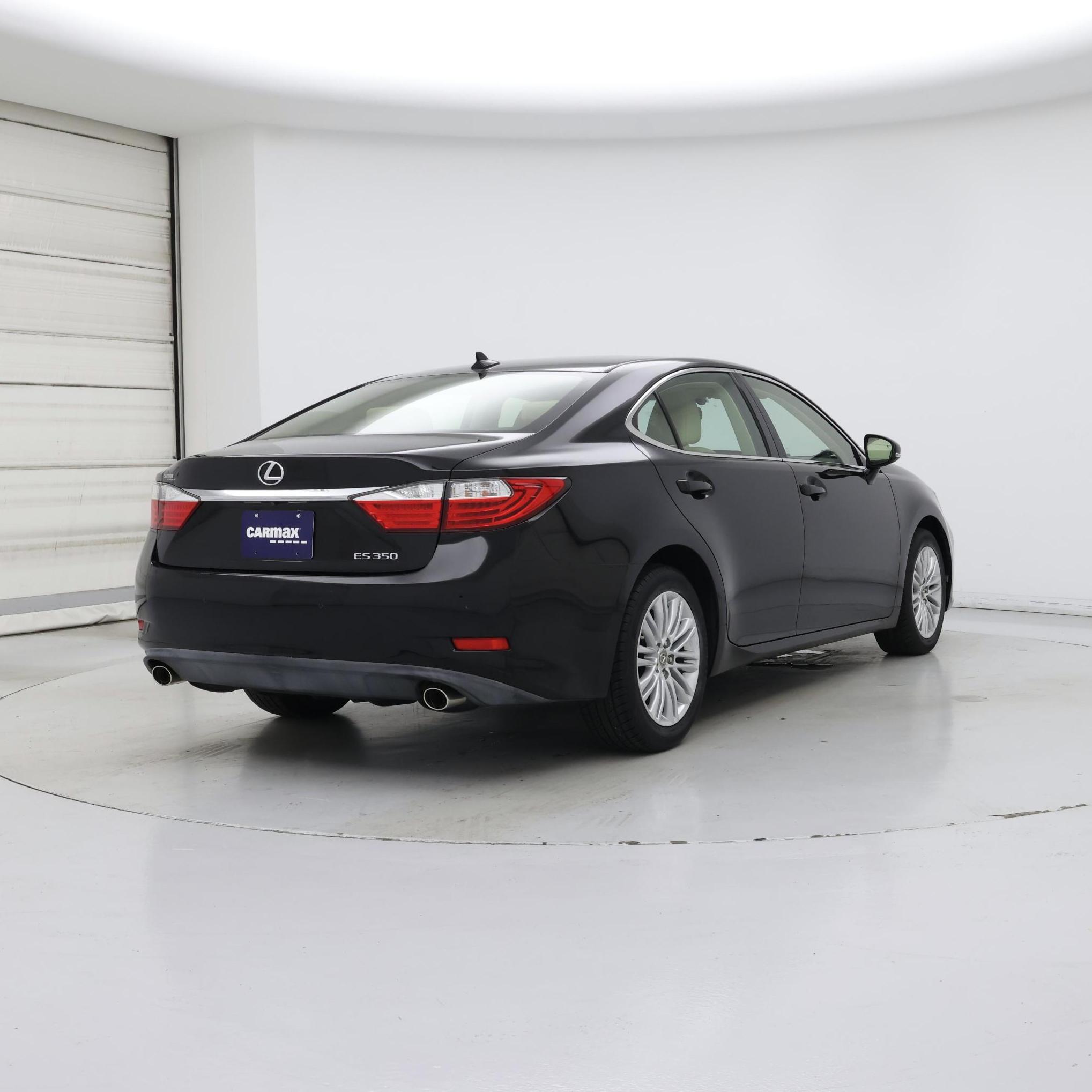 Thumbnail: 2014 Lexus ES - 8