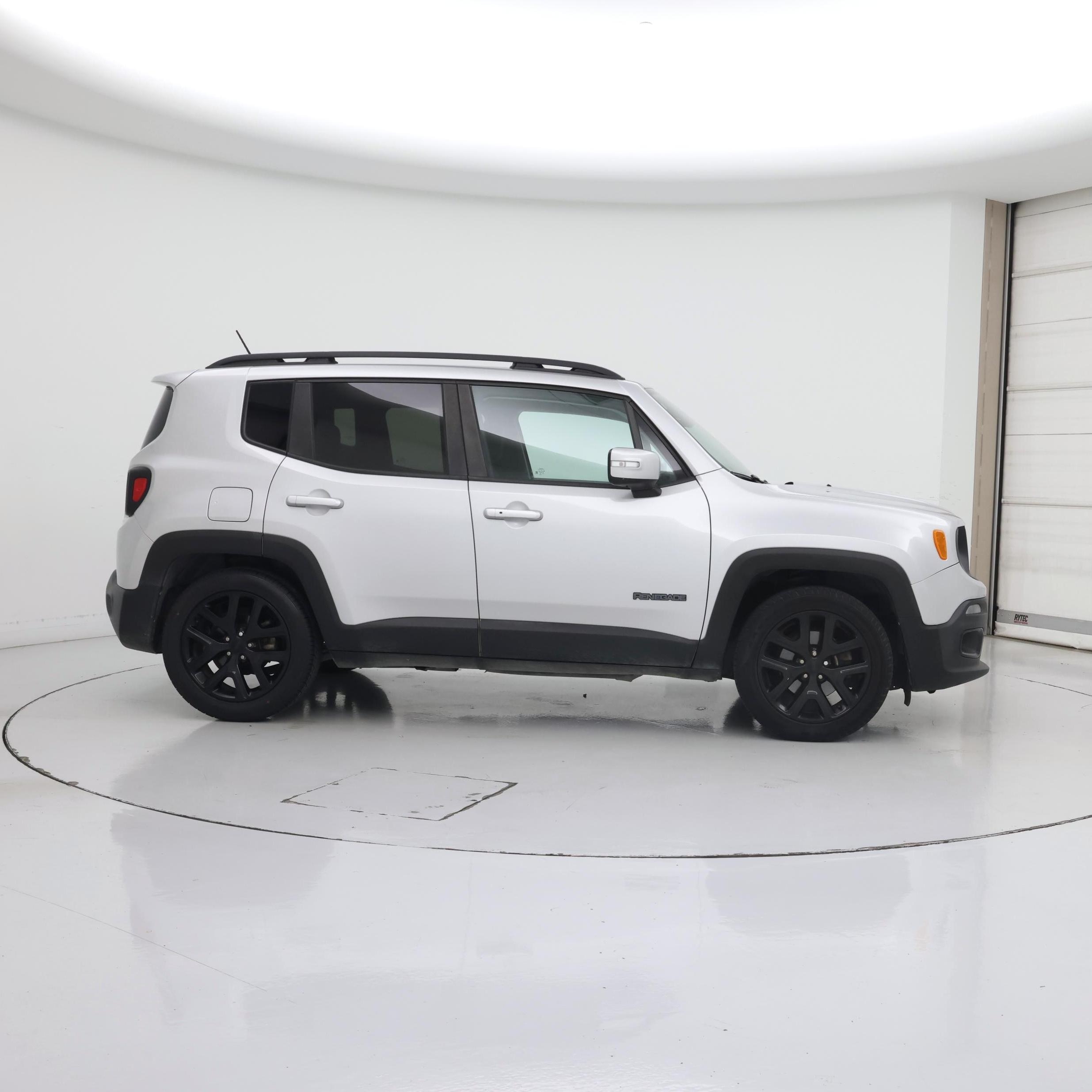Thumbnail: 2017 Jeep Renegade - 7