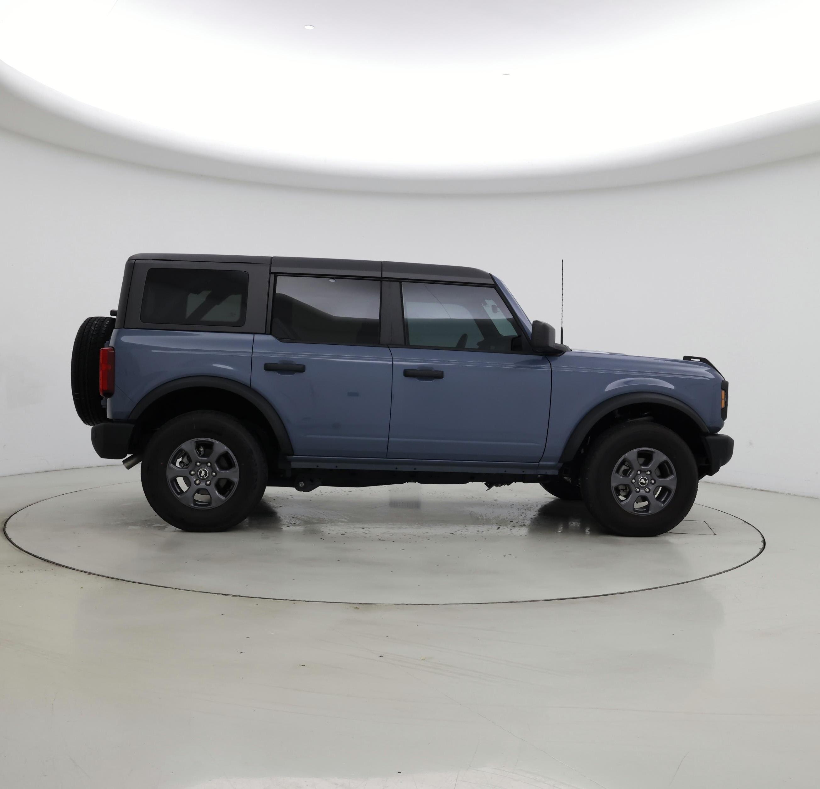 Thumbnail: 2025 Ford Bronco - 7