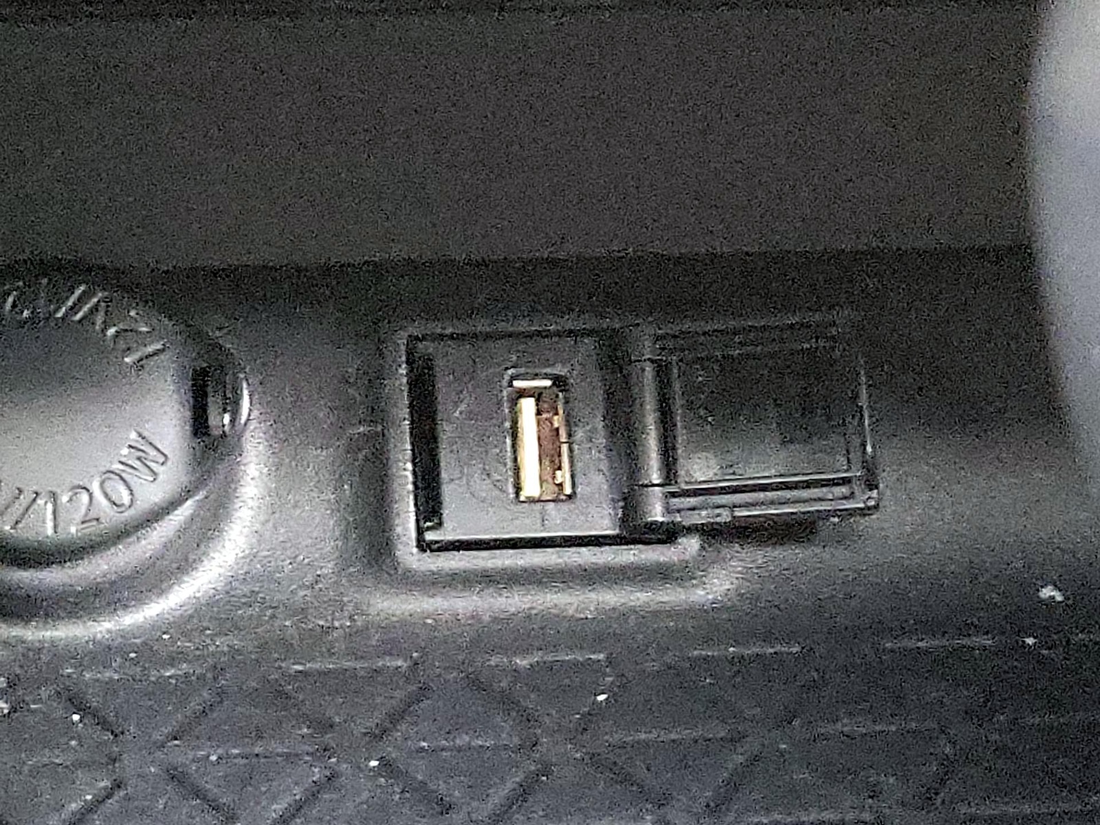 2021 Toyota RAV4 SE - Photo 19