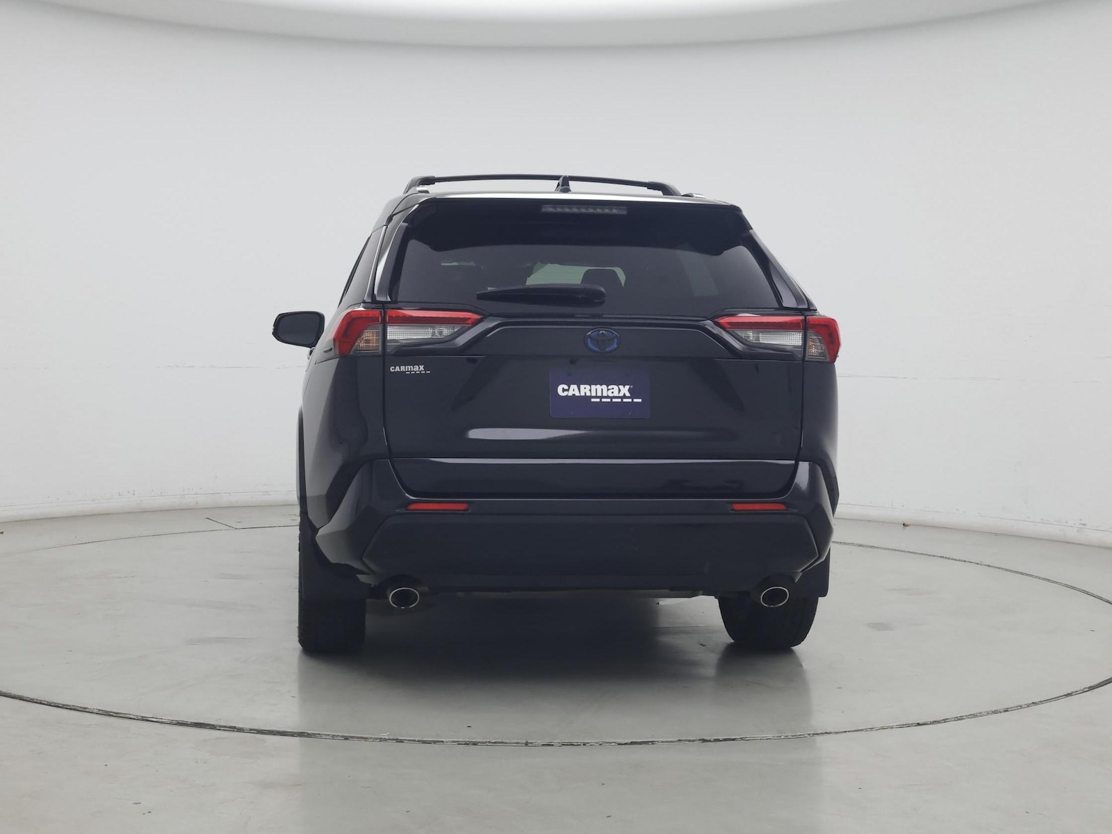 2021 Toyota RAV4 SE - Photo 7