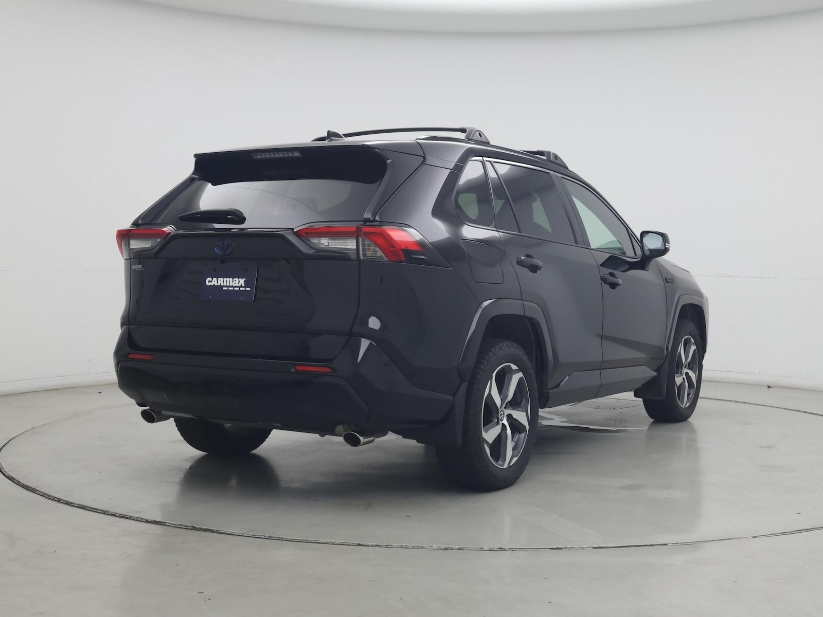 2021 Toyota RAV4 SE - Photo 9