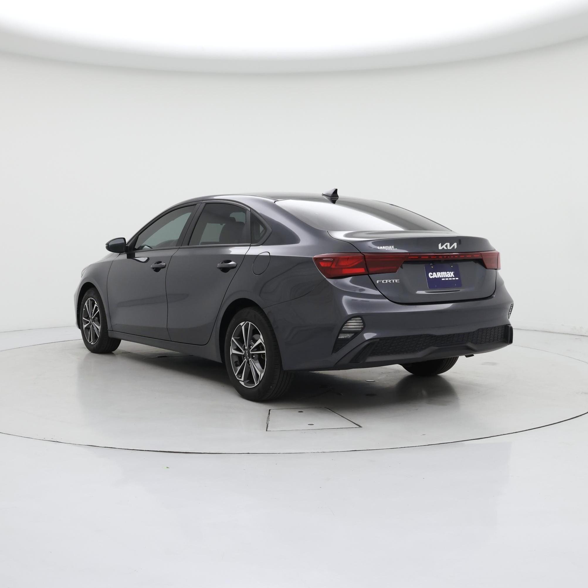 Thumbnail: 2022 Kia Forte - 2