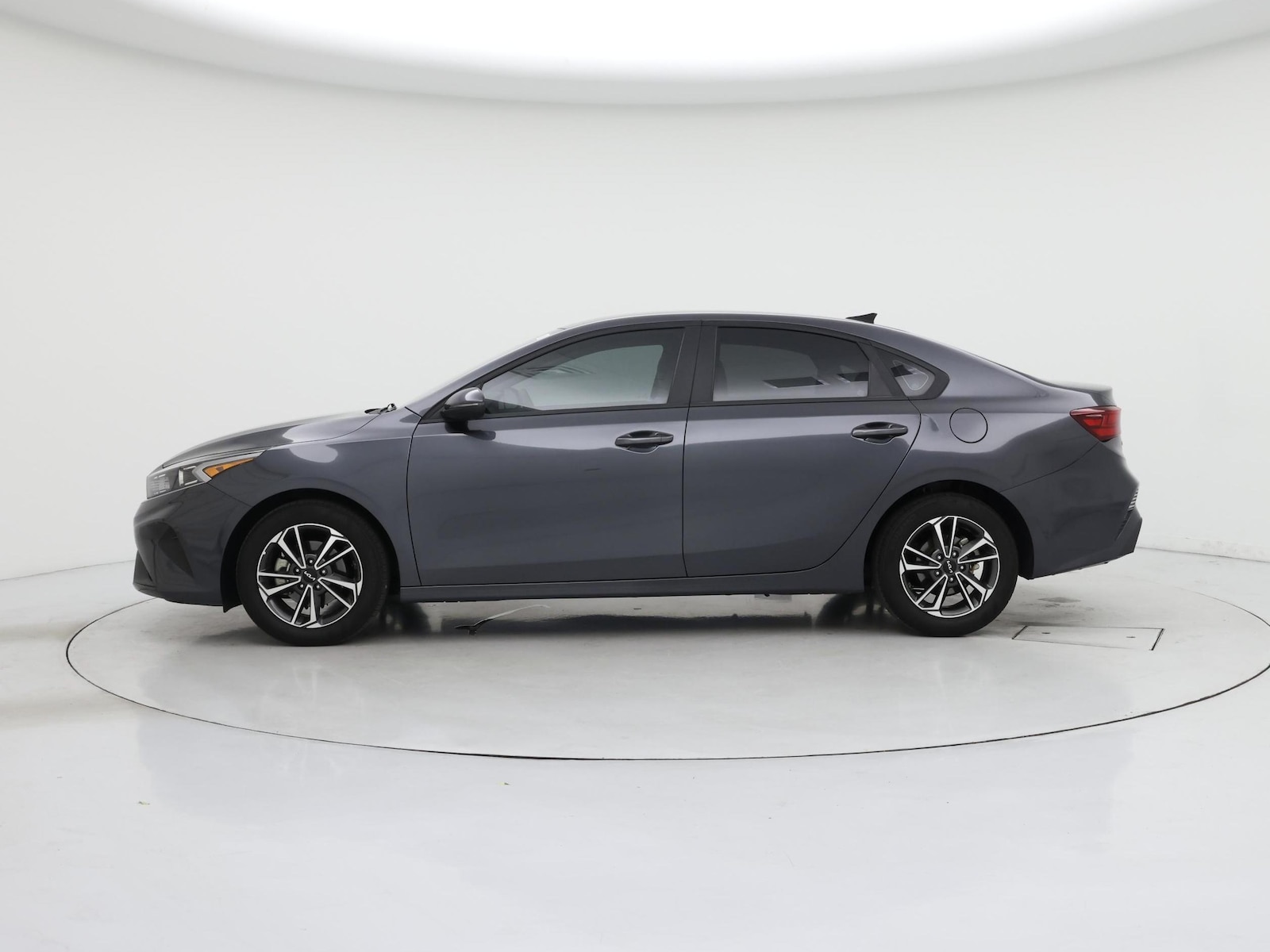 2022 Kia FORTE LXS - Photo 4